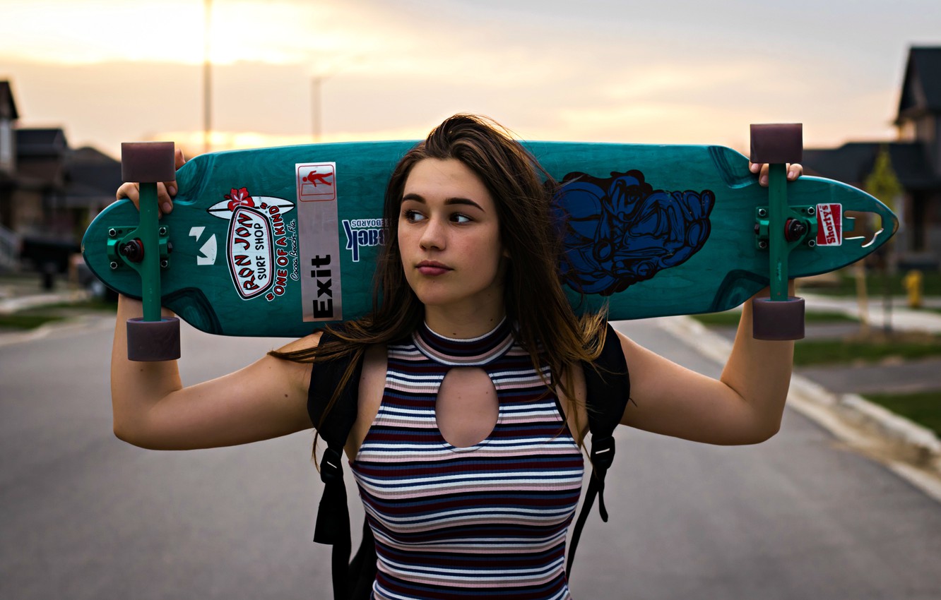 Girl Skateboard Wallpapers
