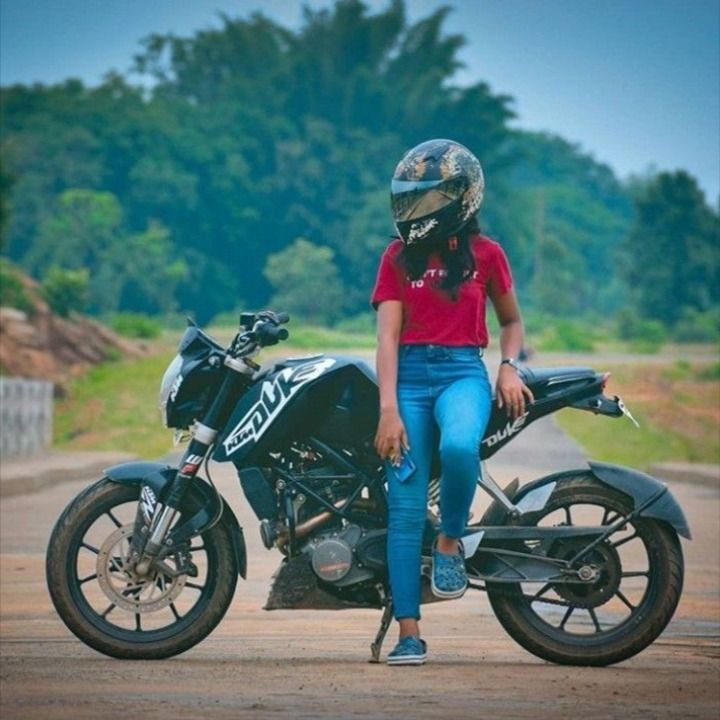 Girls & Motorcycles Wallpapers