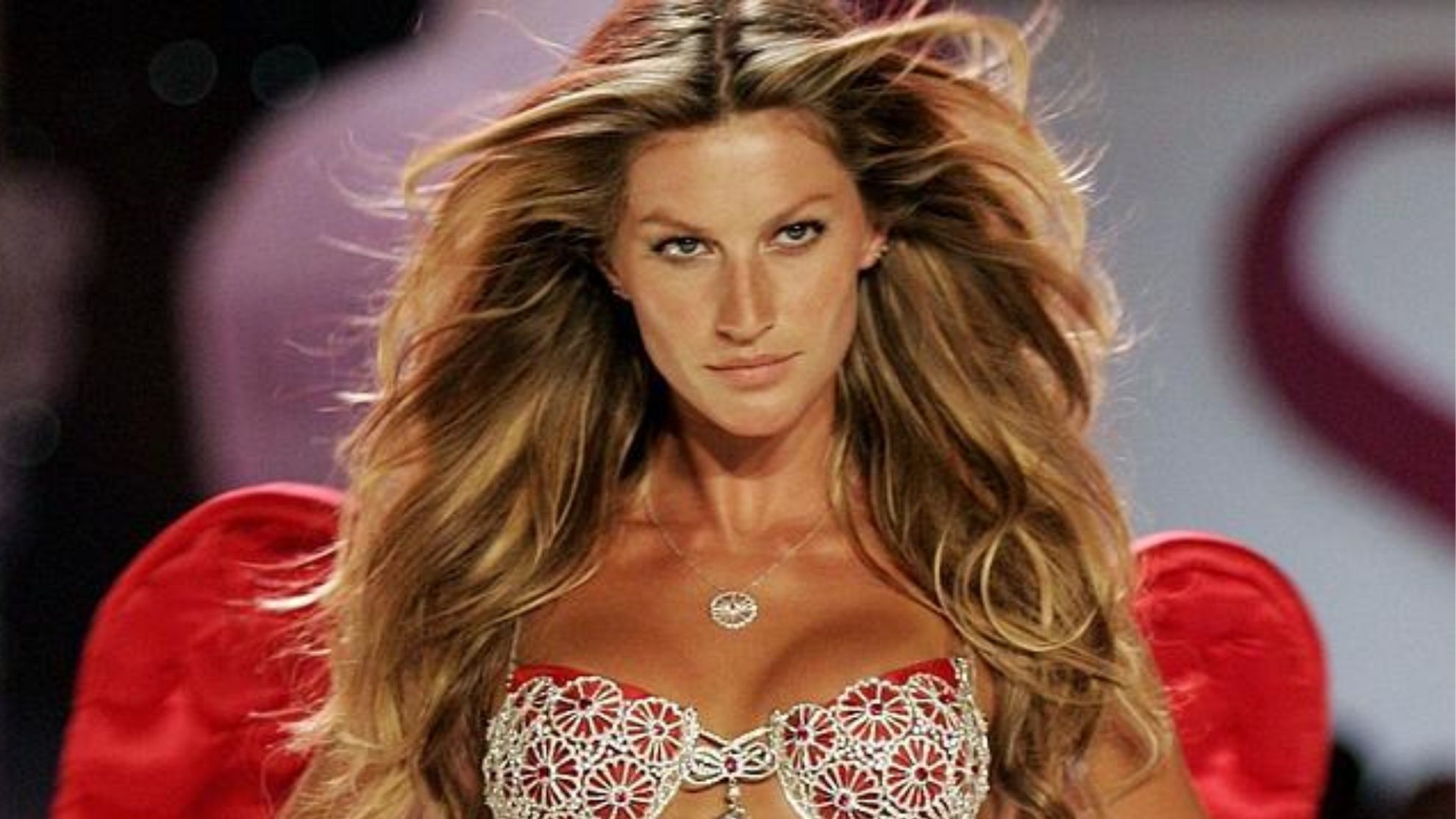 Gisele Bundchen Brazilian Model Actress Wallpapers