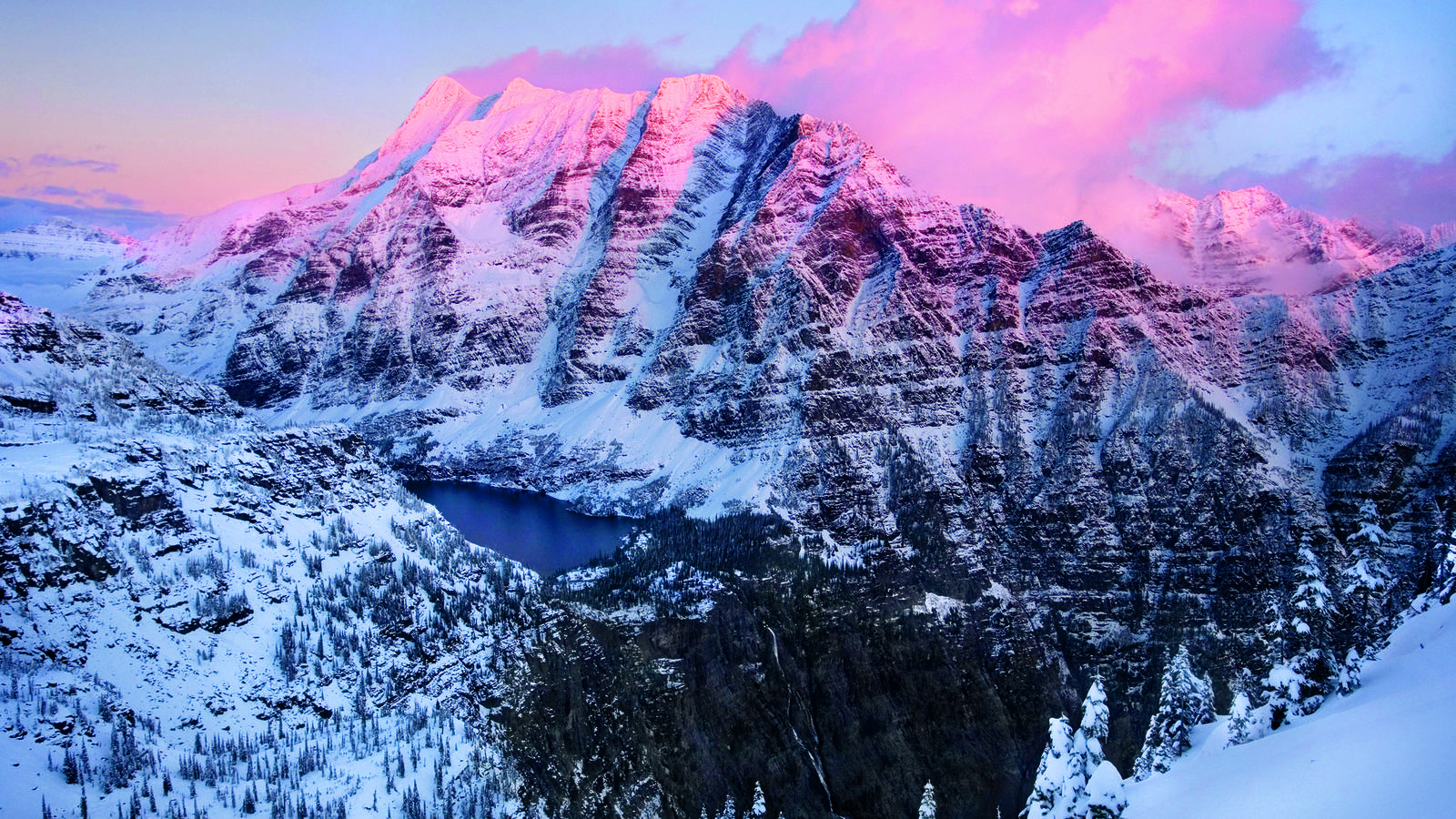 Glacier Hills At Winter Wallpapers