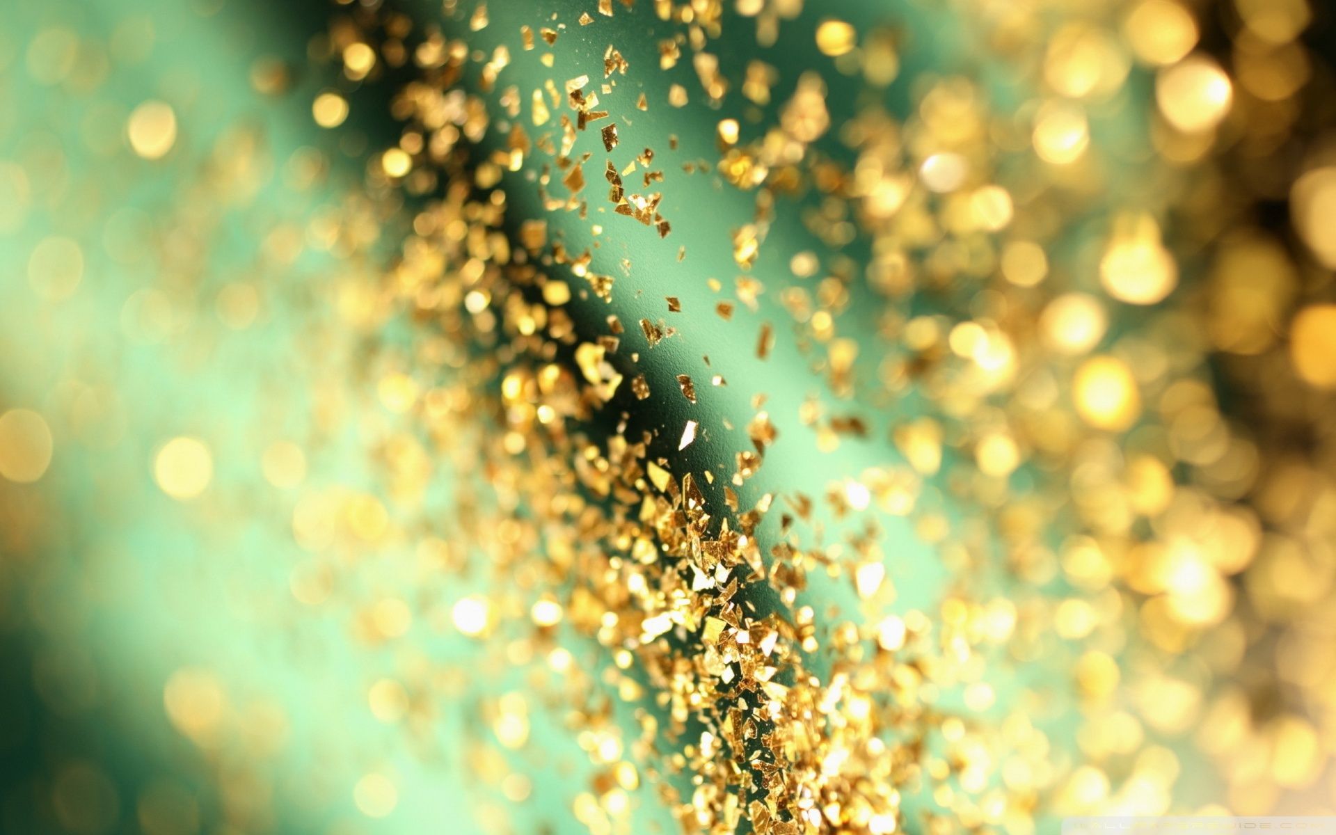 Glitter Green Wallpapers