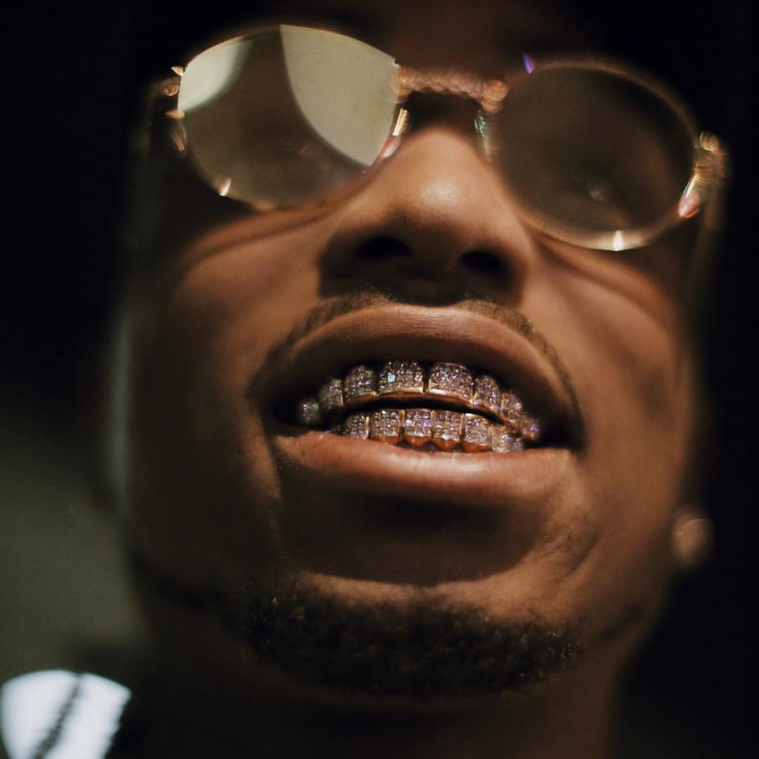 Gold Teeth Wallpapers