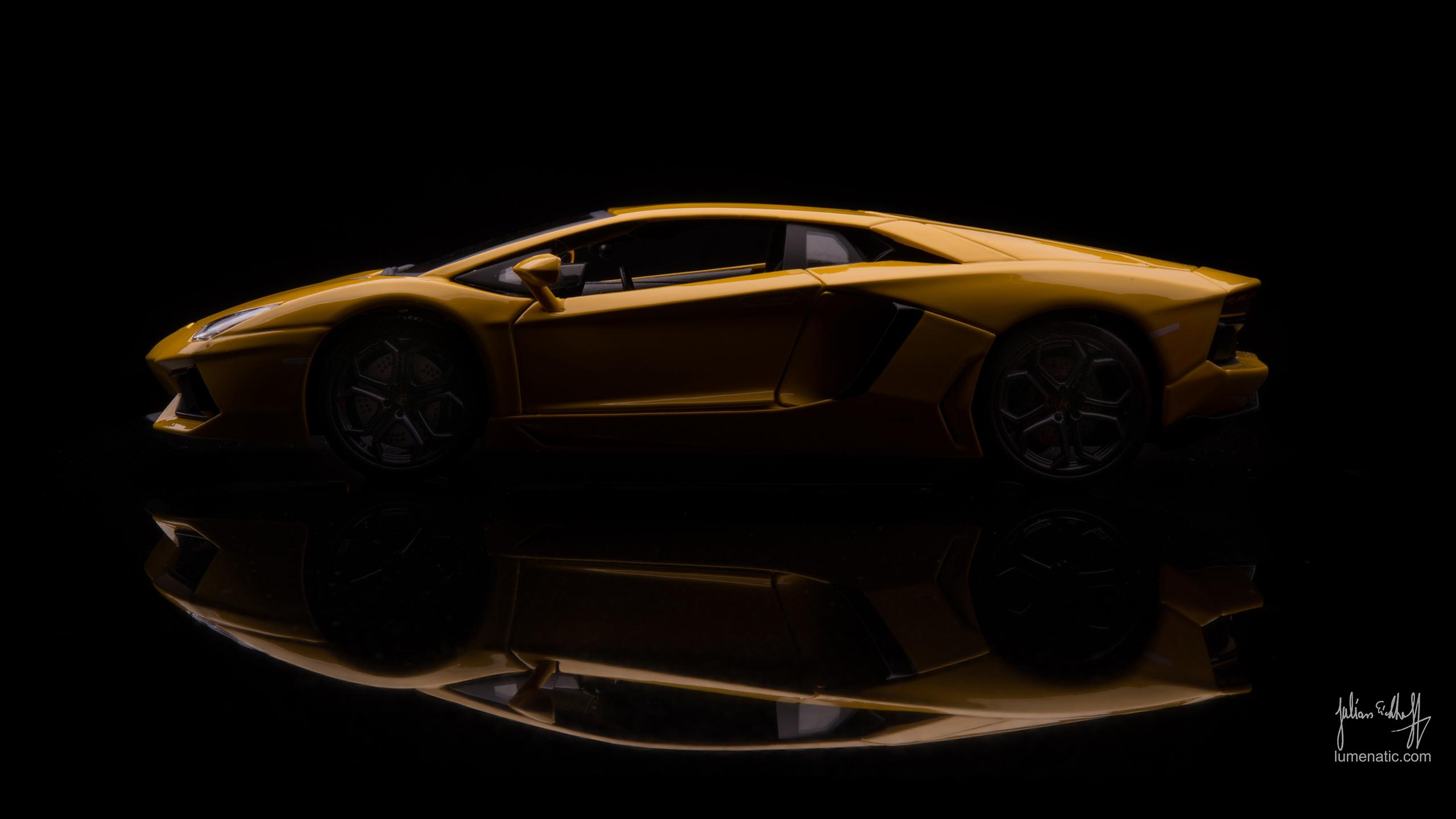 Golden Cars Wallpapers