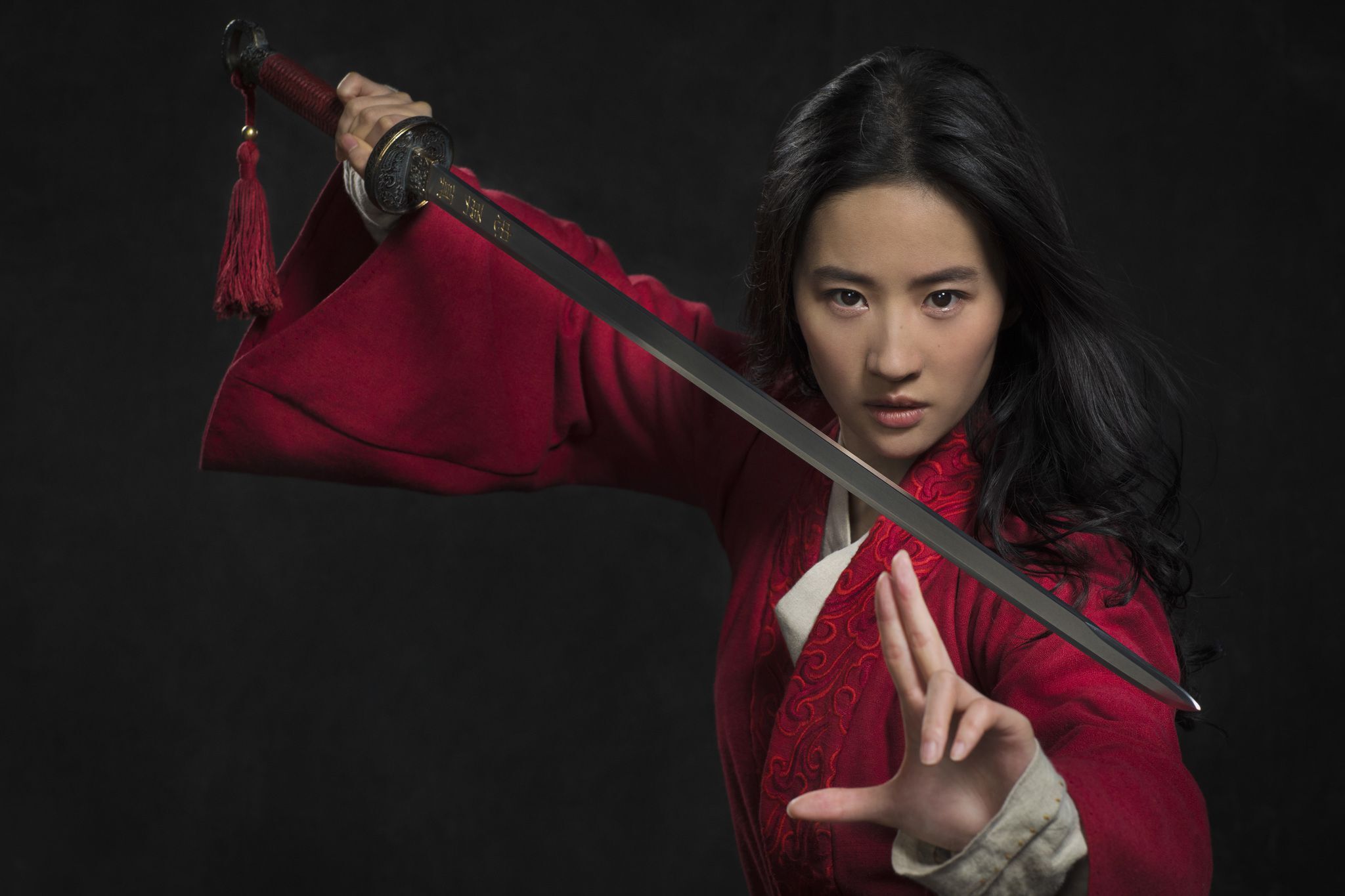 Gong Li As Xian Lang In Mulan Wallpapers