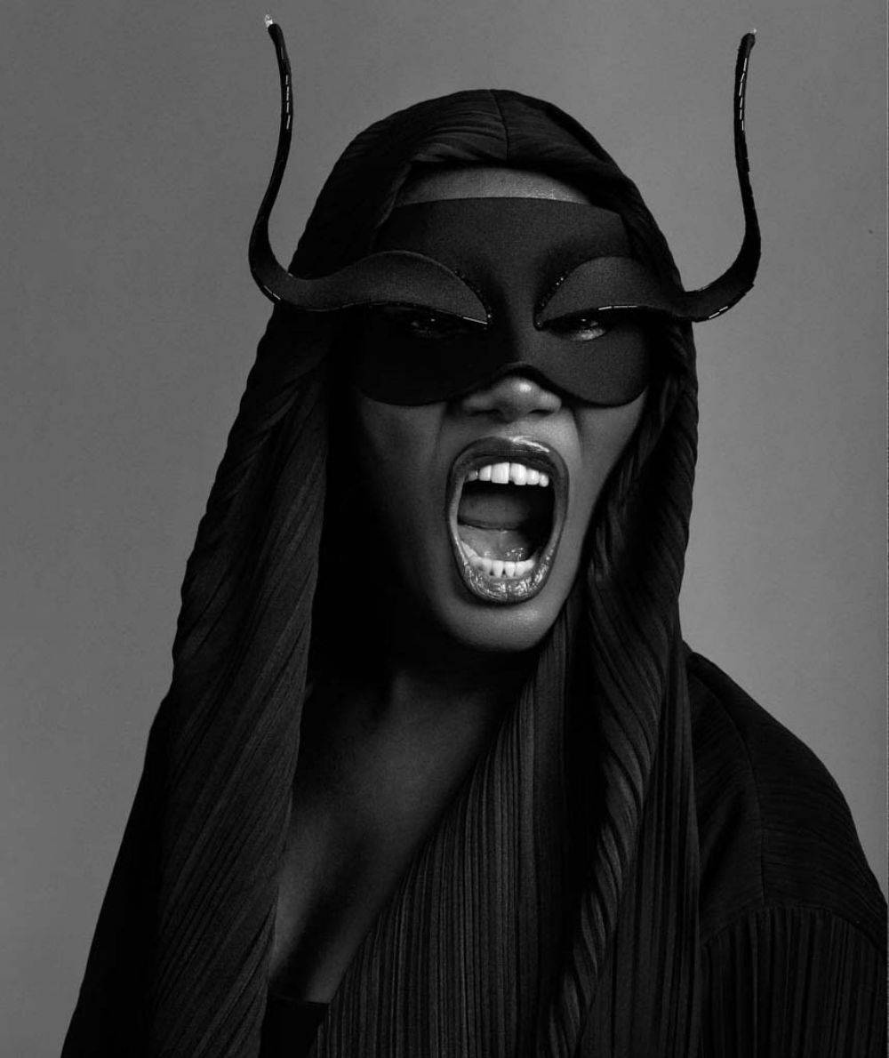 Grace Jones Wallpapers