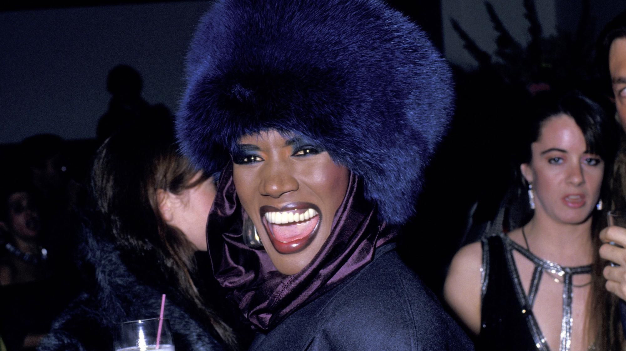 Grace Jones Wallpapers