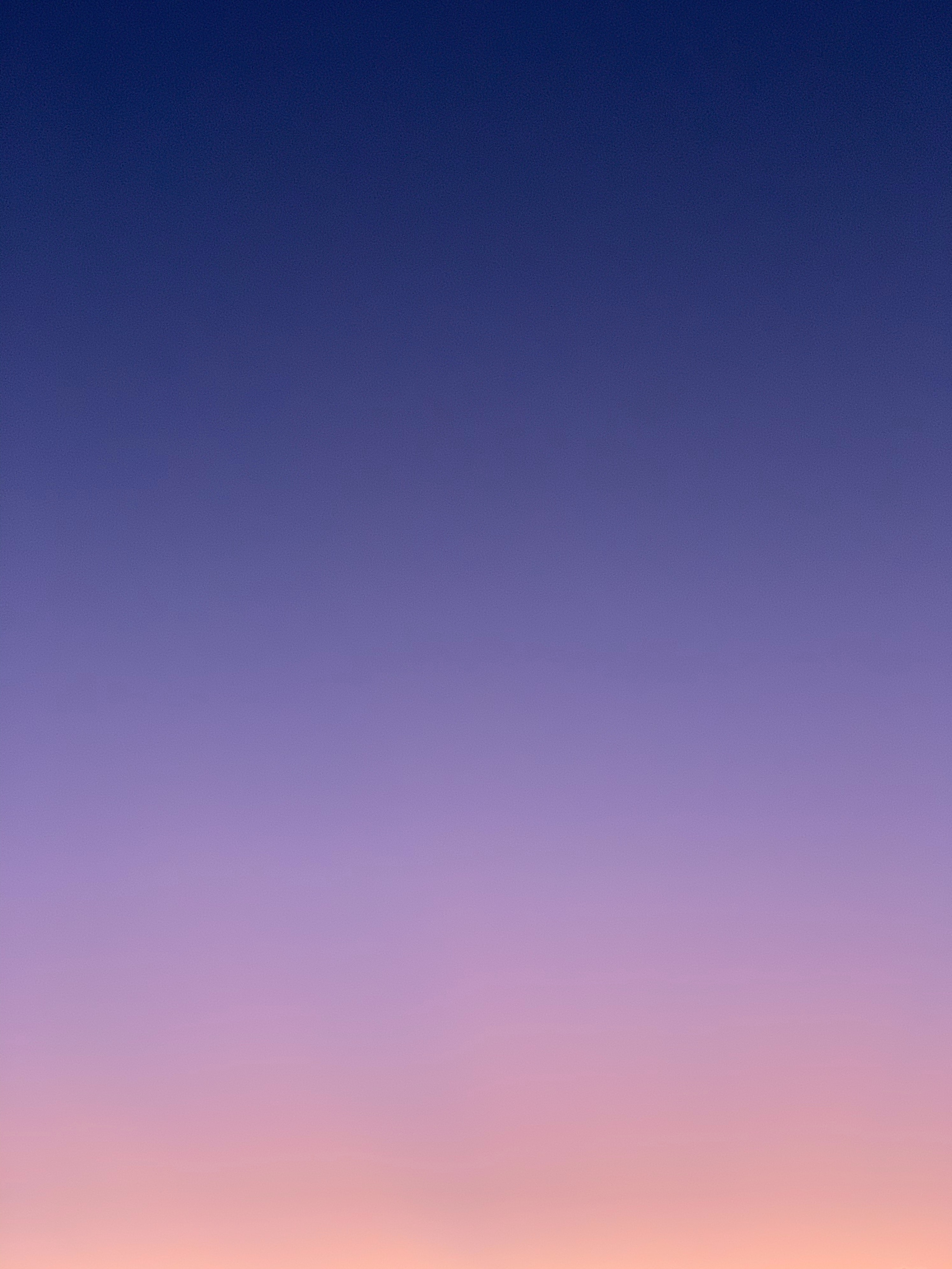 Gradient 4K Sky Wallpapers