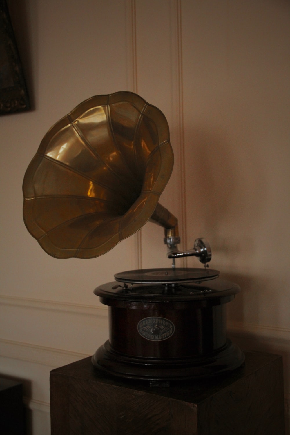 Gramophone Wallpapers