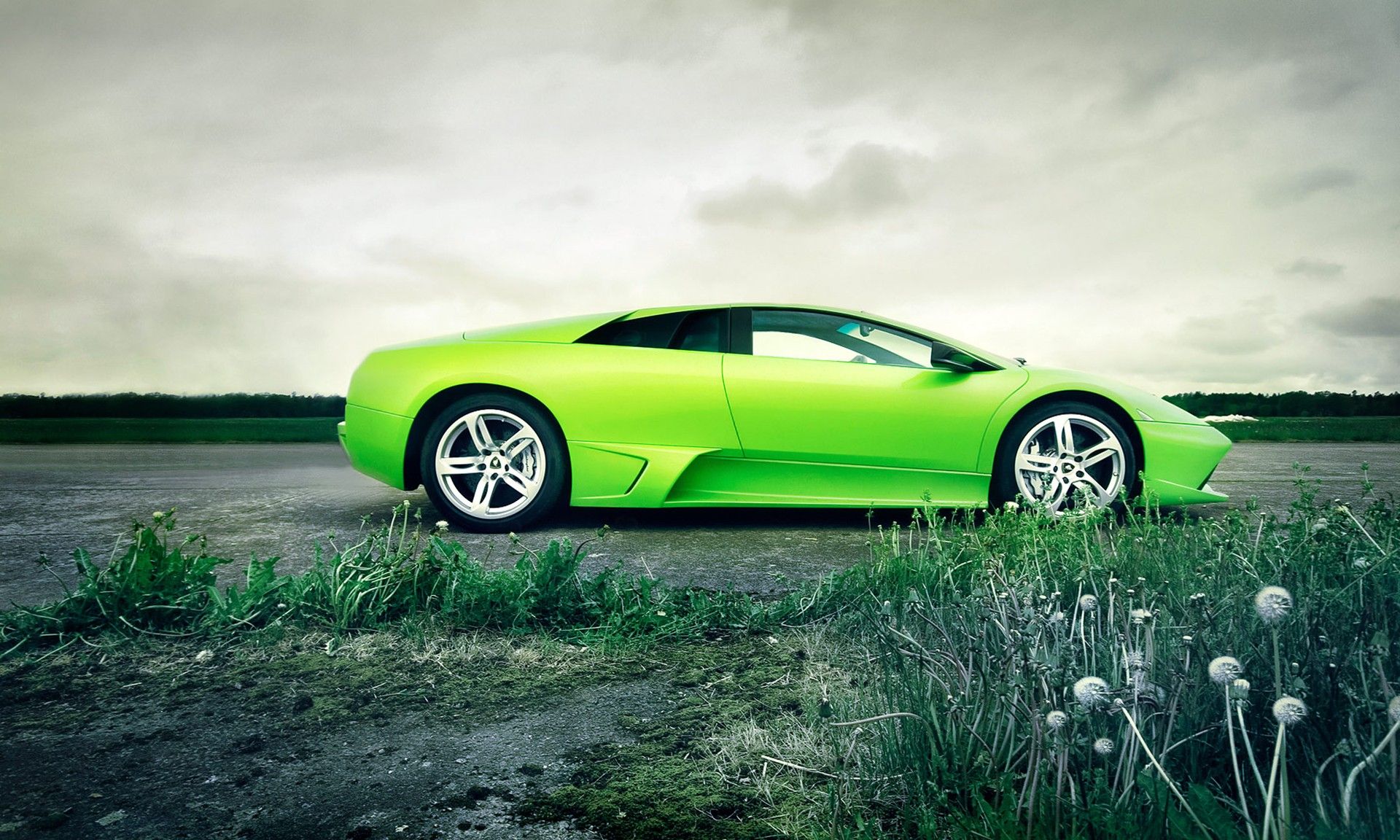 Green Ferrari Wallpapers