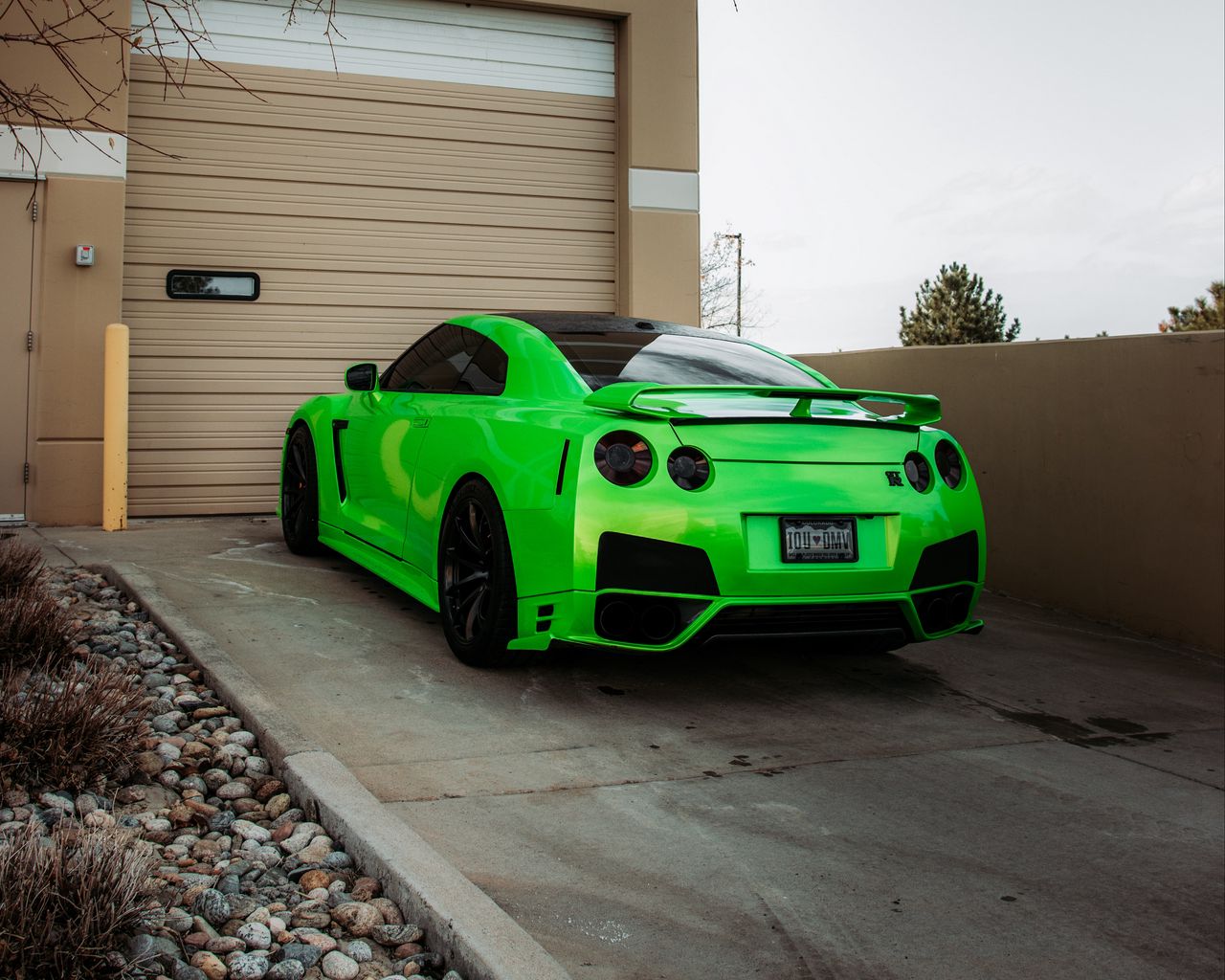 Green Gtr Wallpapers