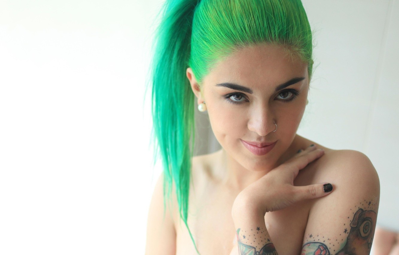 Green Hair Girl Wallpapers