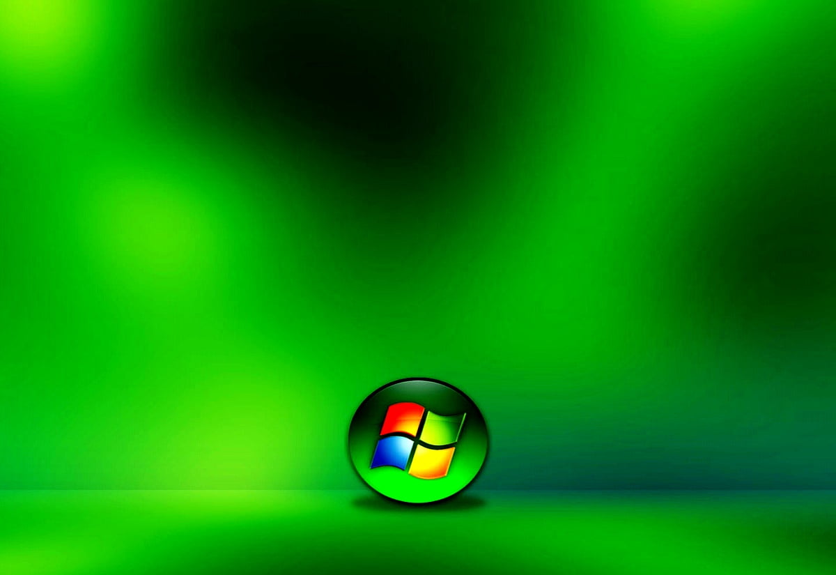 Green Windows 10 Background