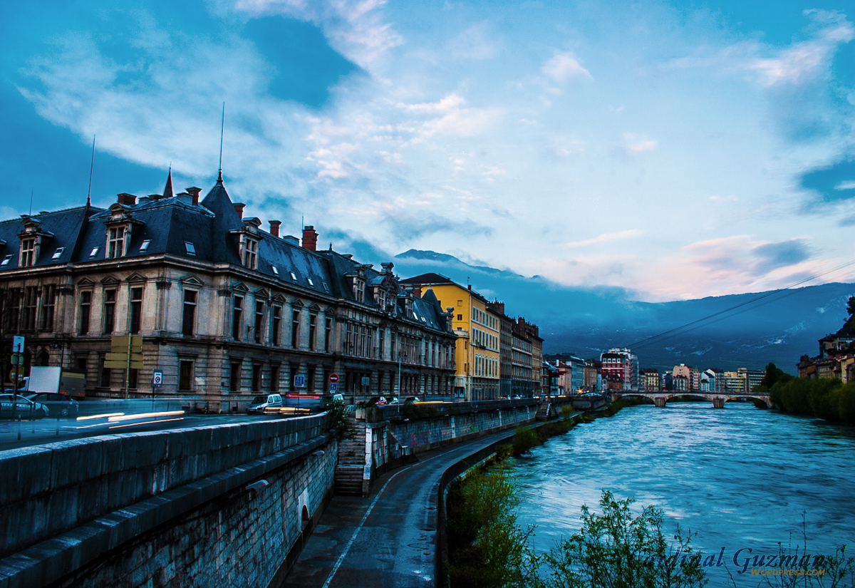 Grenoble Wallpapers