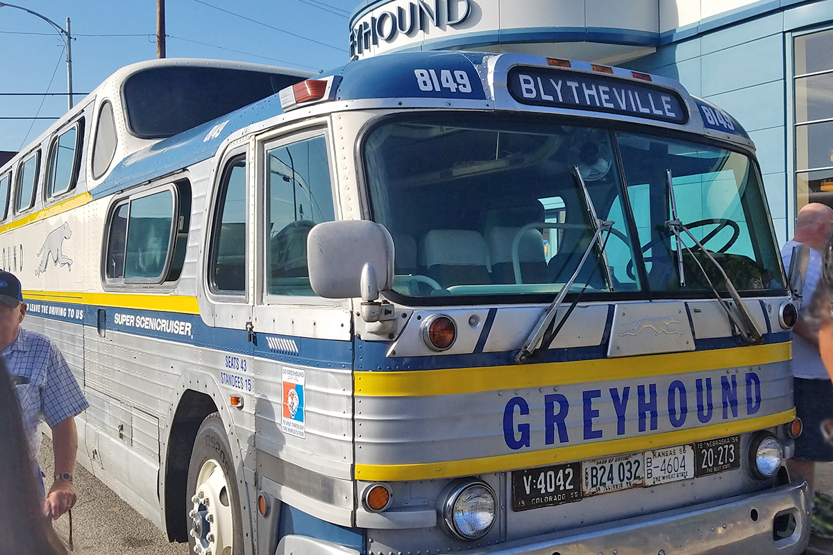 Greyhound Bus Wallpapers