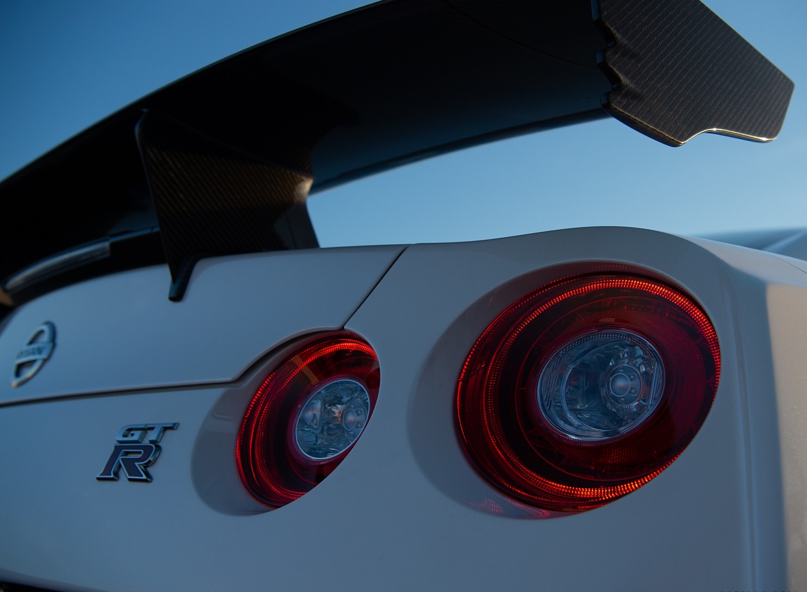 Gtr Tail Lights Wallpapers