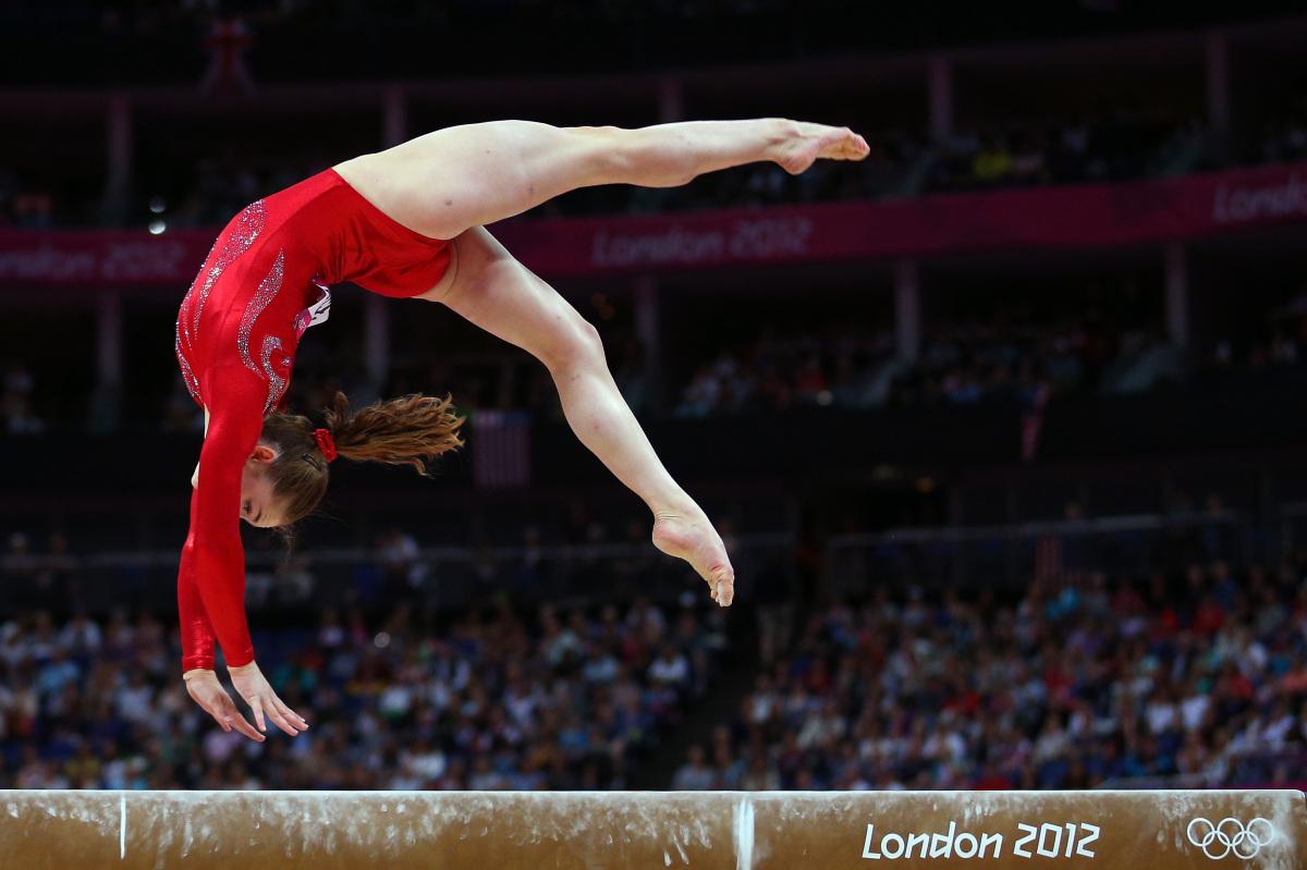 Gymnastics Beam Pictures Wallpapers