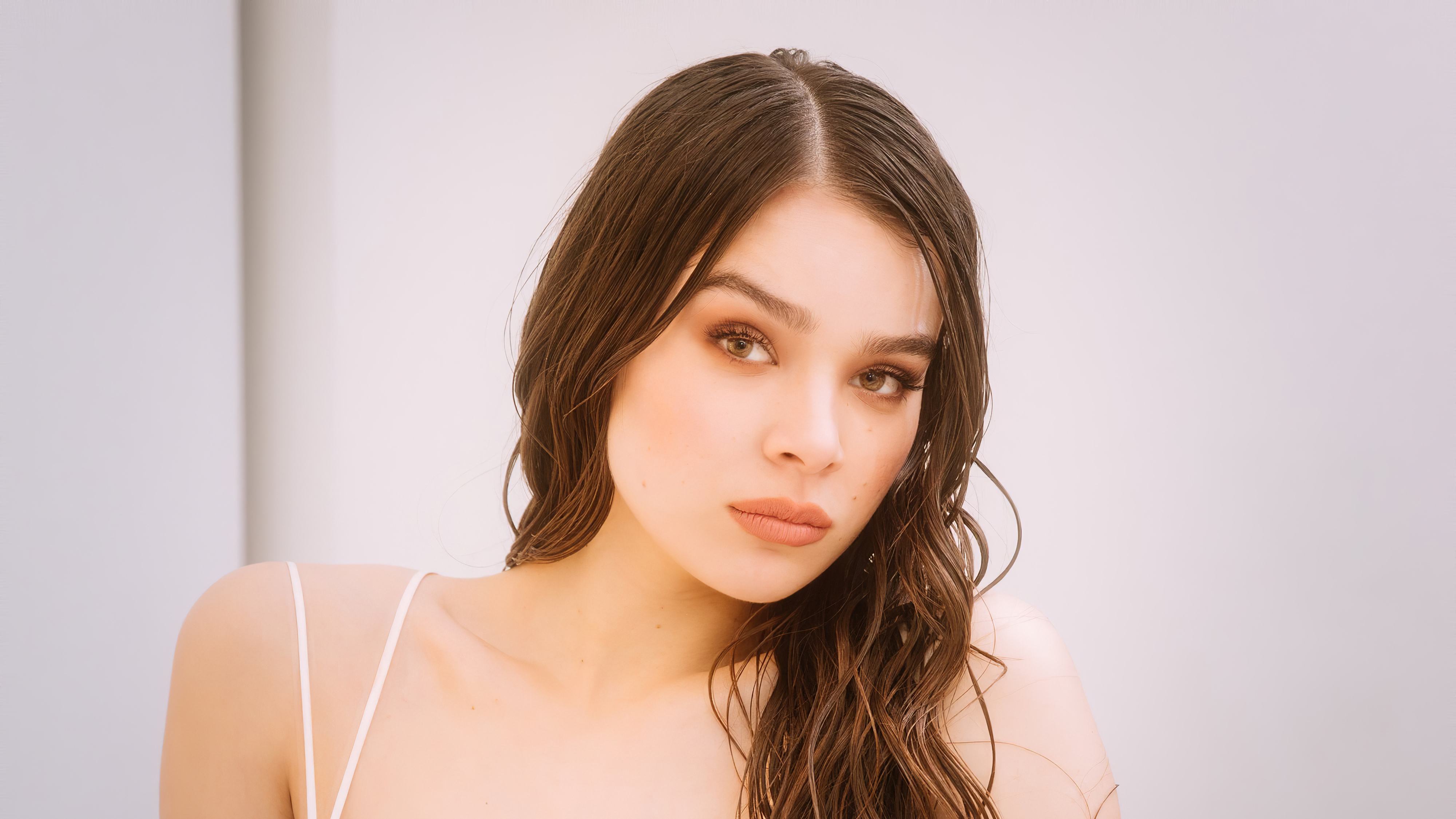 Hailee Steinfeld Hd Hotstar Hawkeye Wallpapers