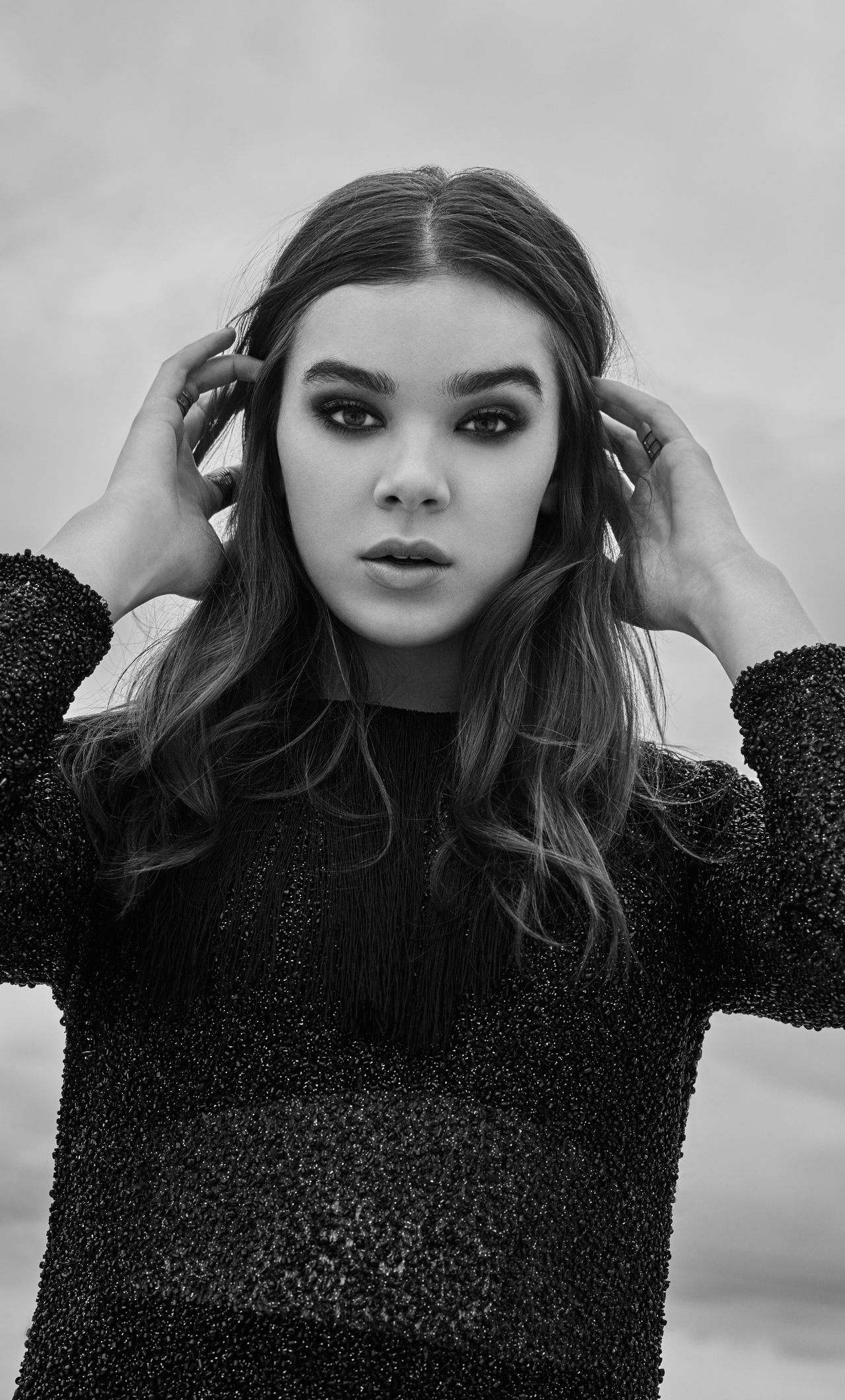 Hailee Steinfeld HD Monochrome Photoshoot Wallpapers