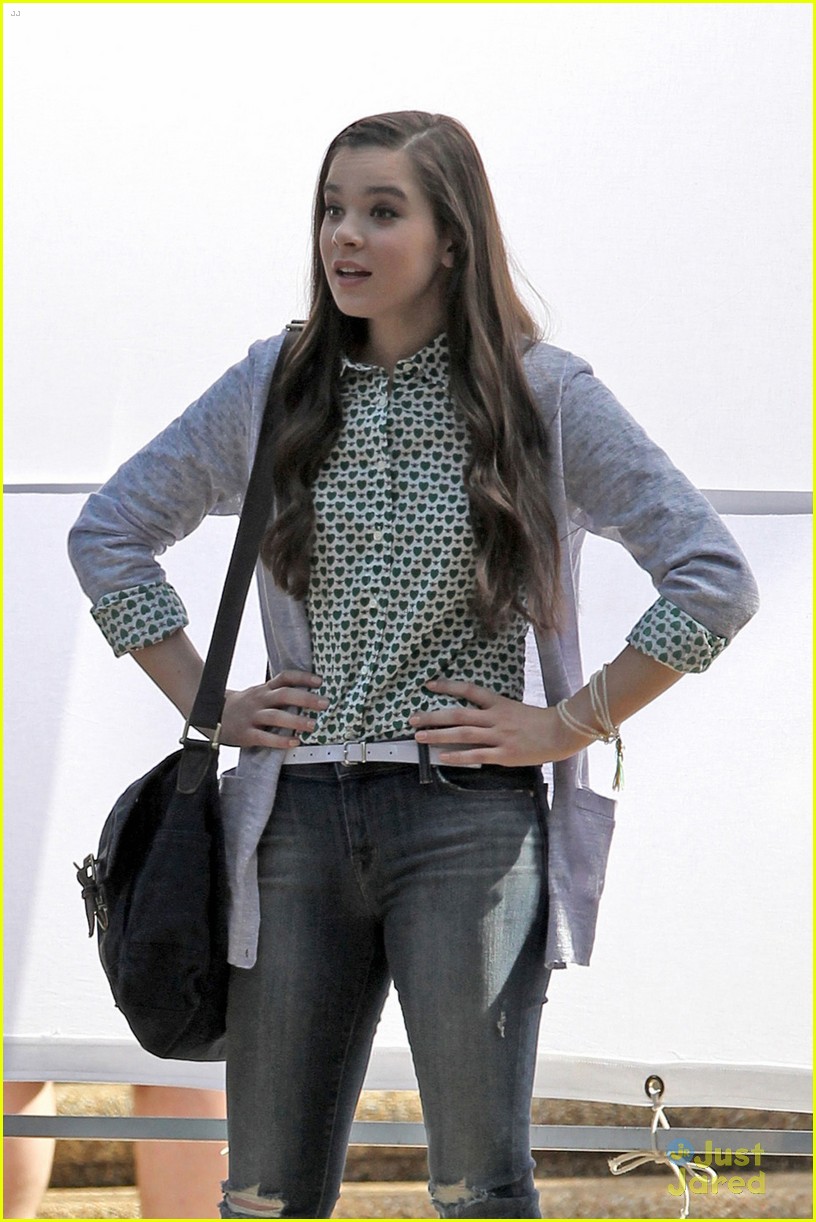 Hailee Steinfeld Pitch Perfect Wallpapers