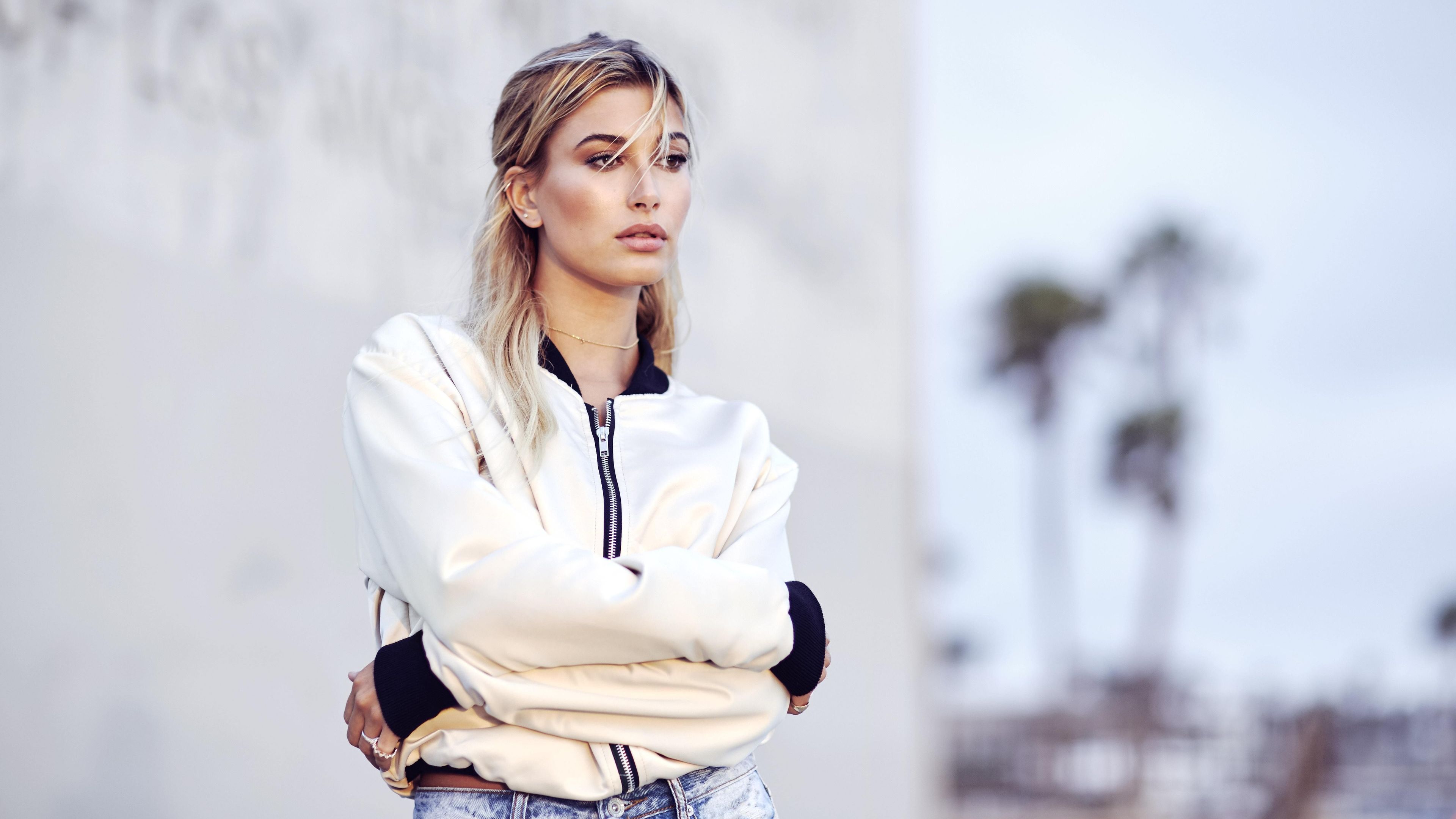 Hailey Baldwin 4K Wallpapers