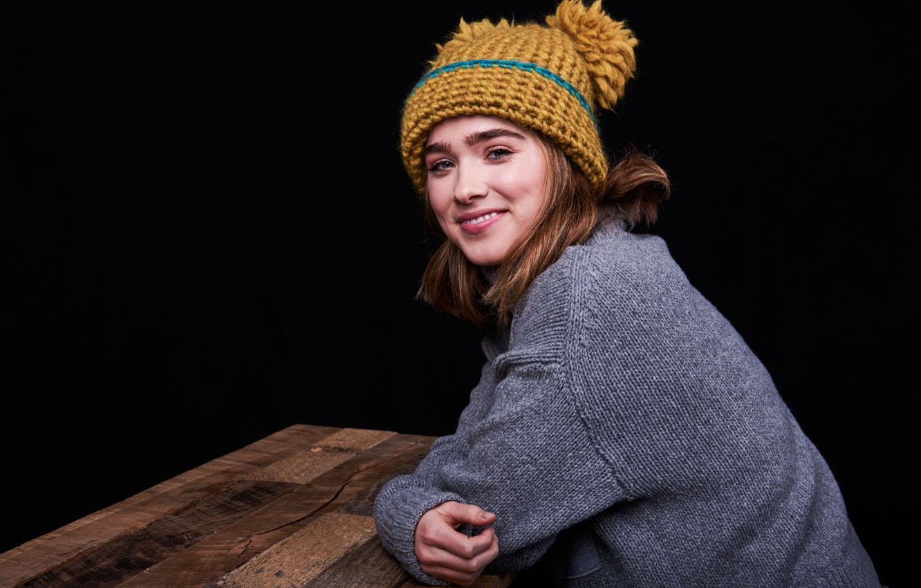 Haley Lu Richardson Wallpapers