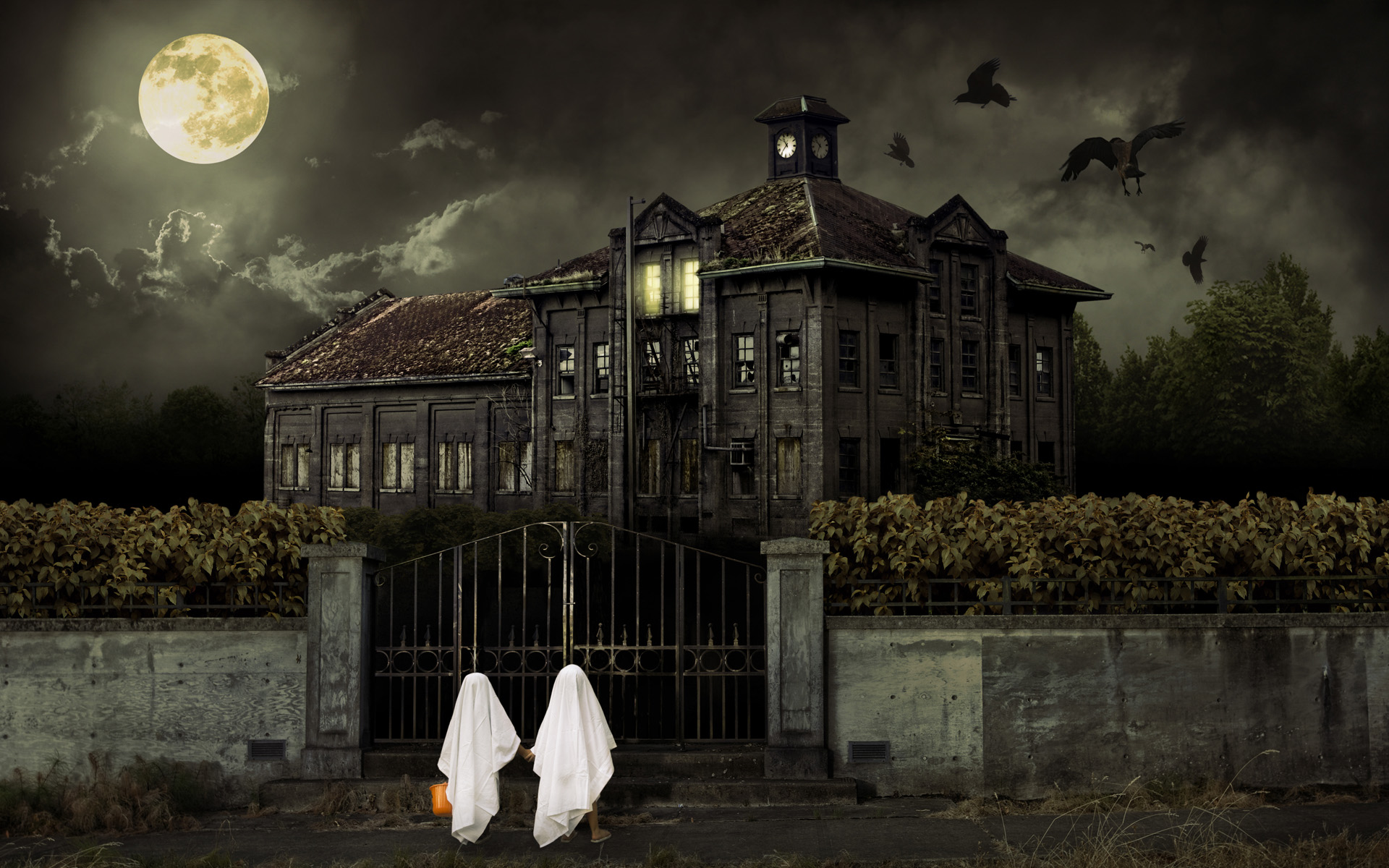 Halloween Haunted House Wallpapers