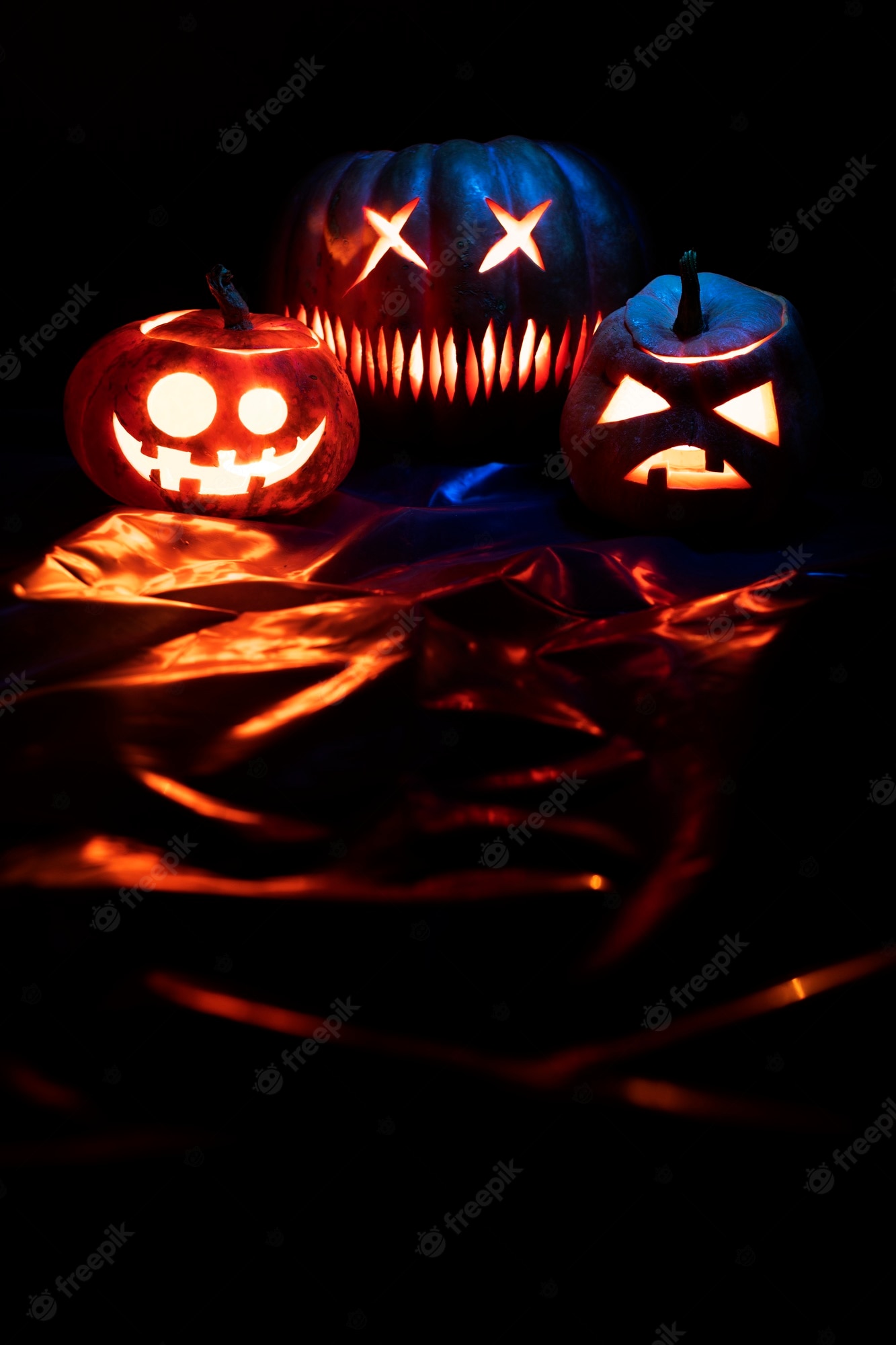 Halloween Jack-O'-Lantern With Mask Wallpapers