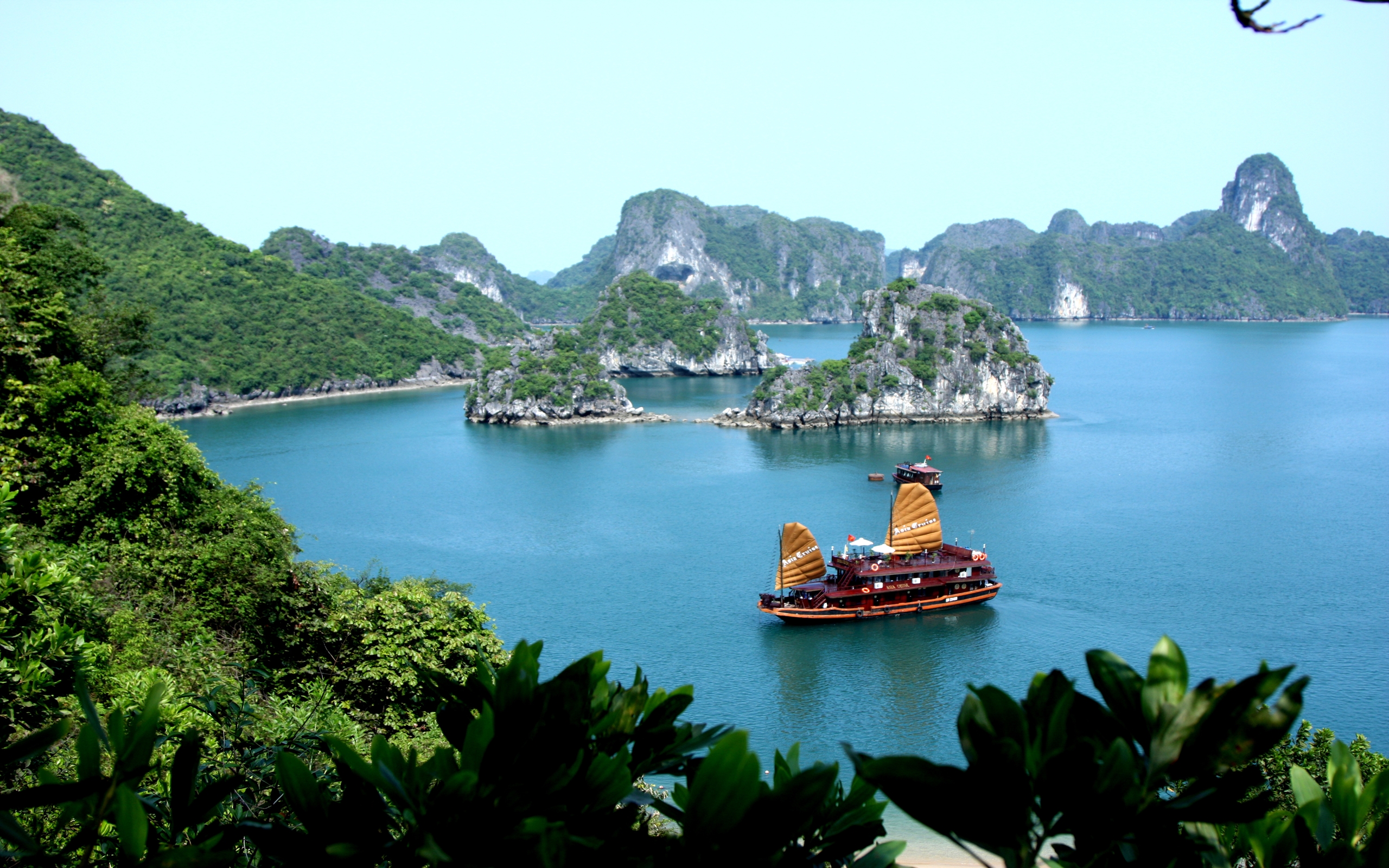 Halong Bay Wallpapers