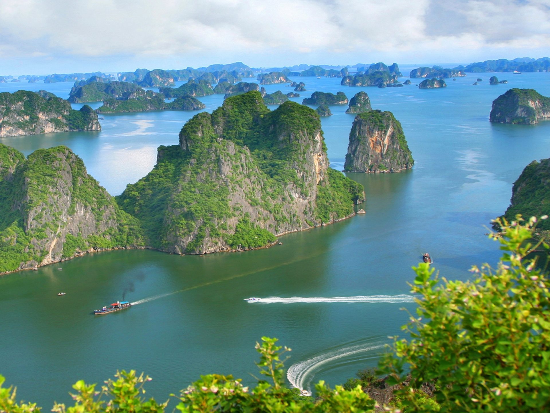 Halong Bay Wallpapers