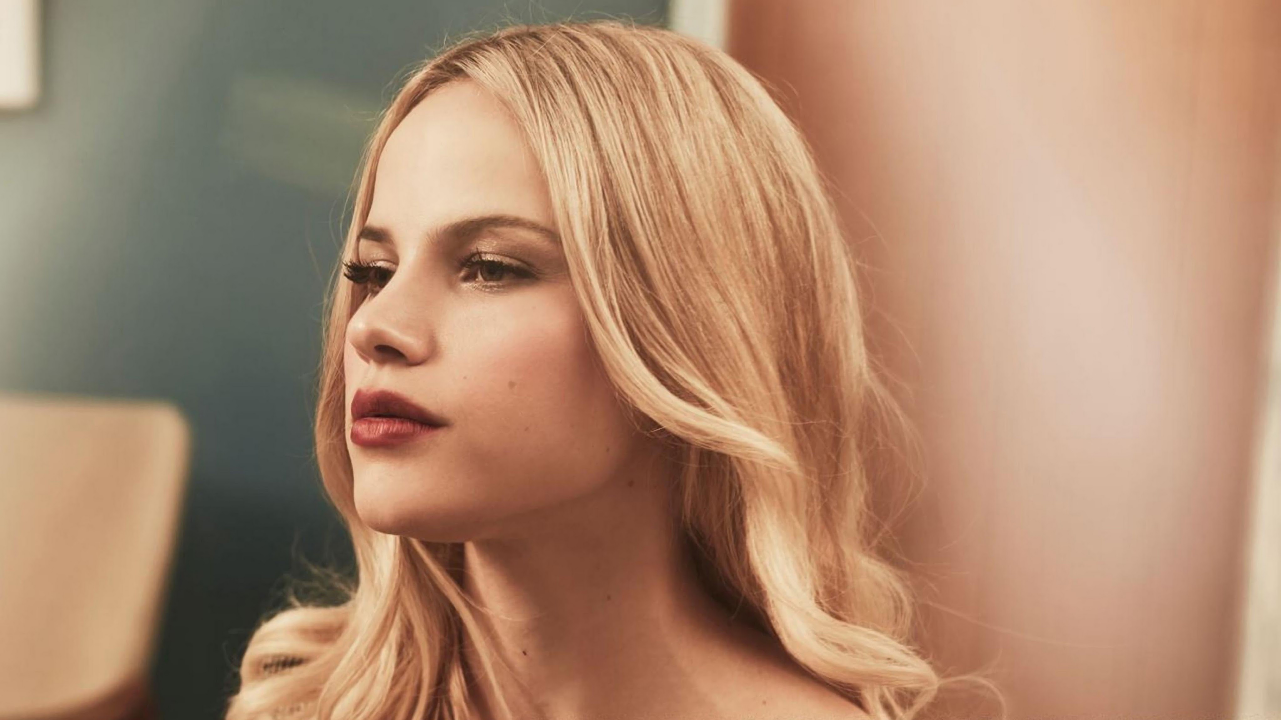 Halston Sage 2021 Wallpapers