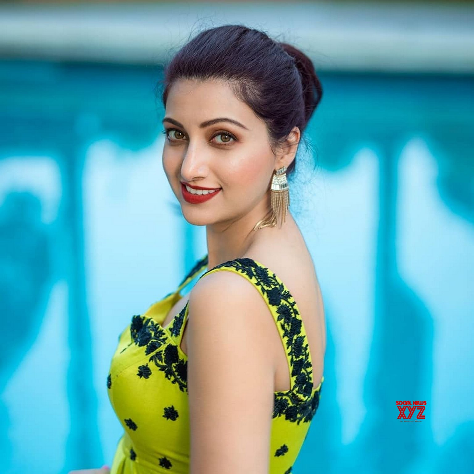 Hamsa Nandini Hot Wallpapers