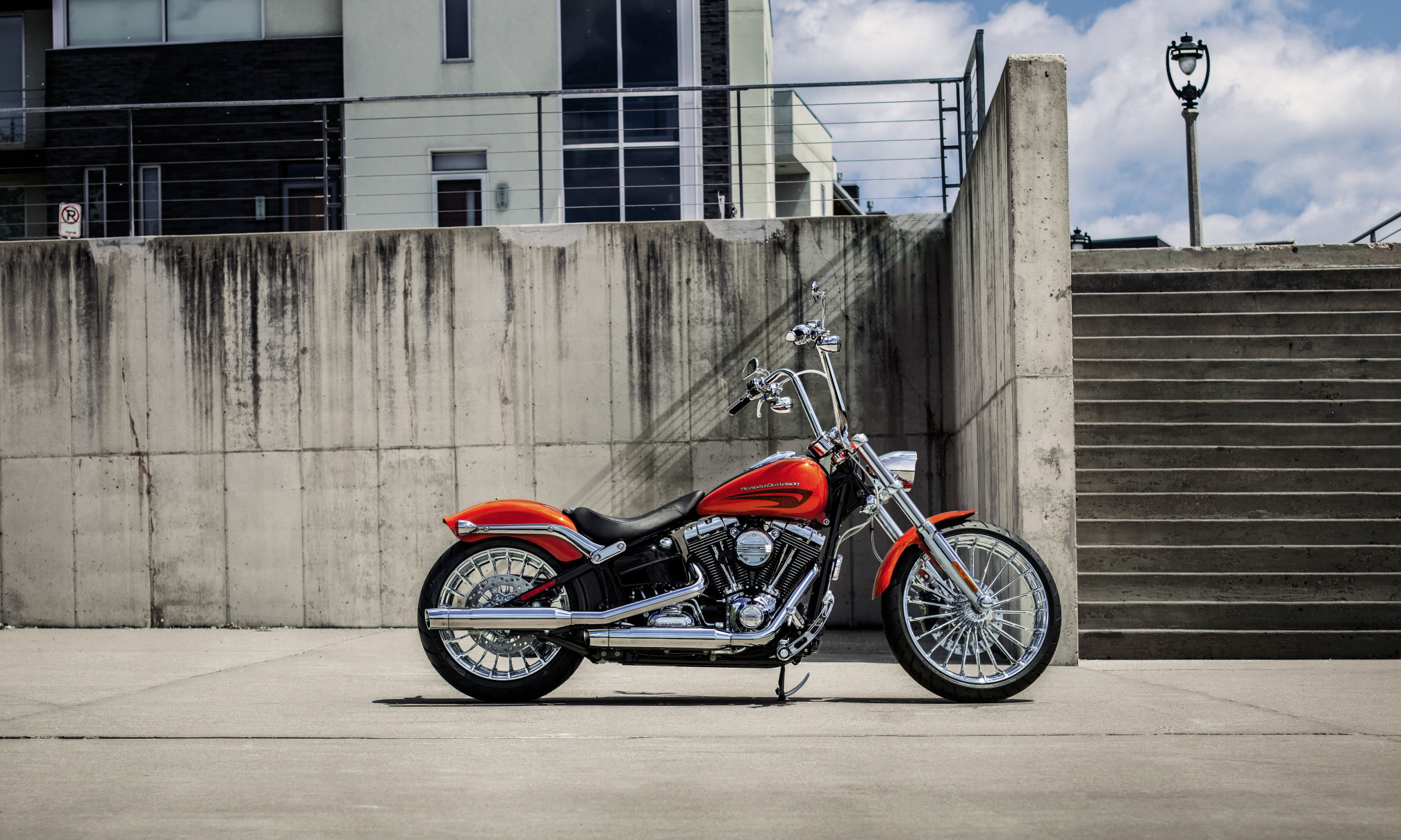 Harley-Davidson Cvo Breakout Wallpapers