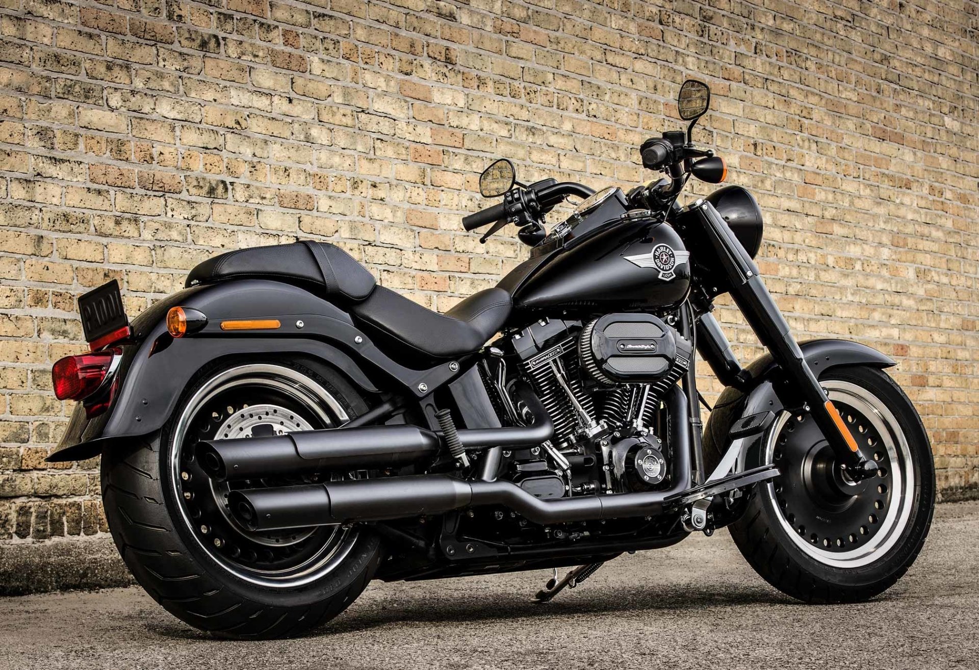 Harley-Davidson Fat Bob Wallpapers