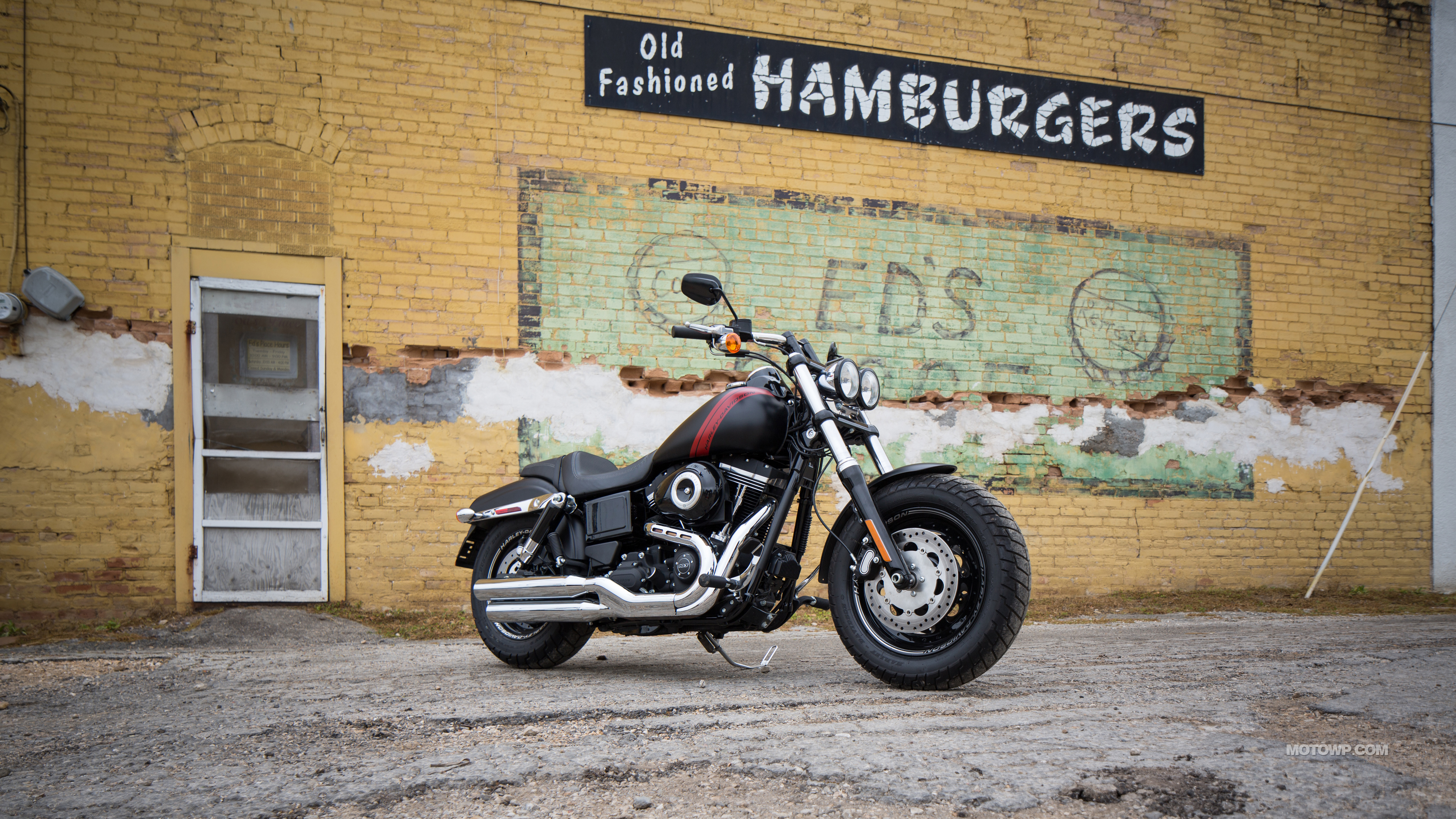 Harley-Davidson Fat Bob Wallpapers