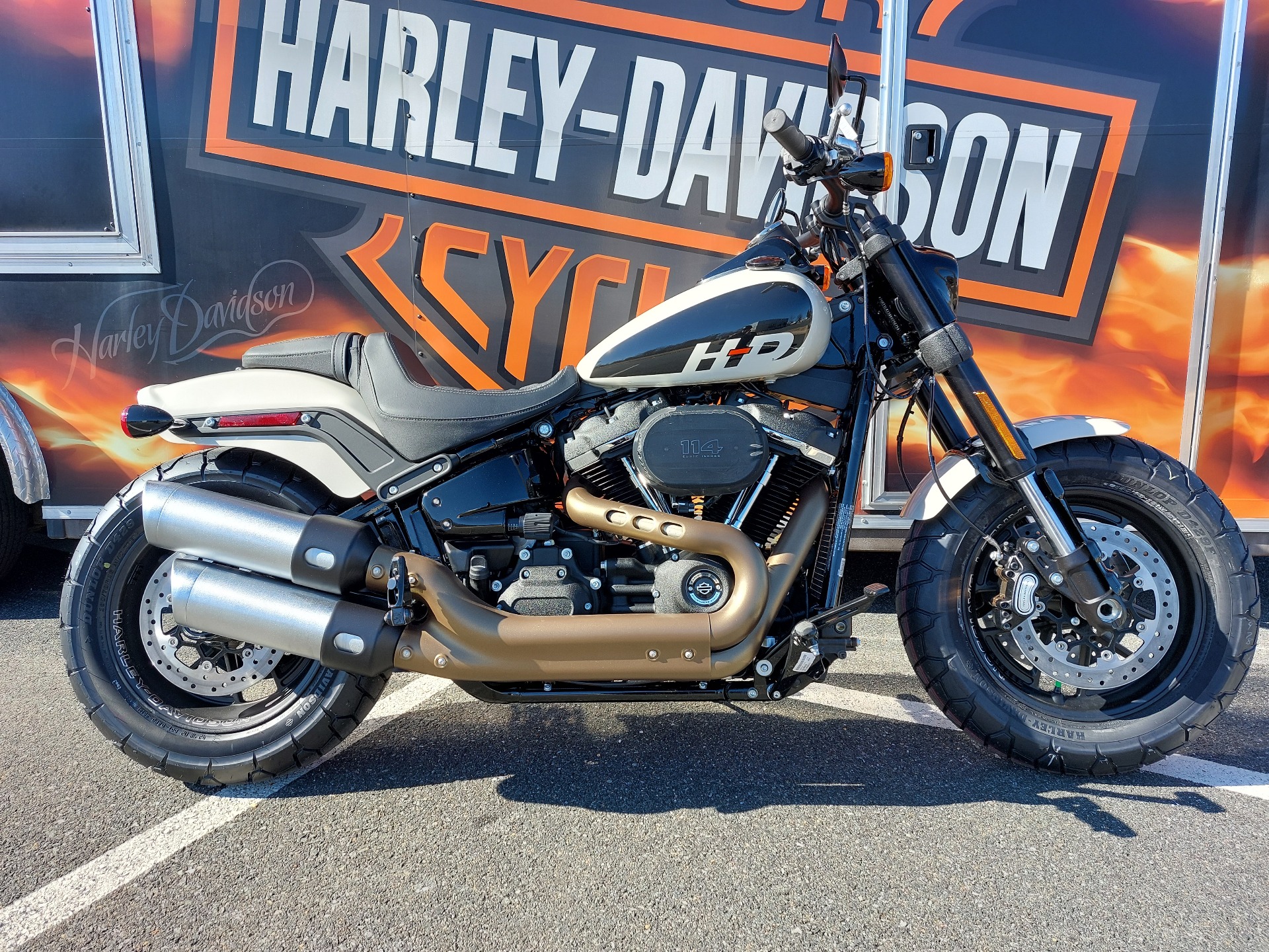 Harley-Davidson Fat Bob Wallpapers