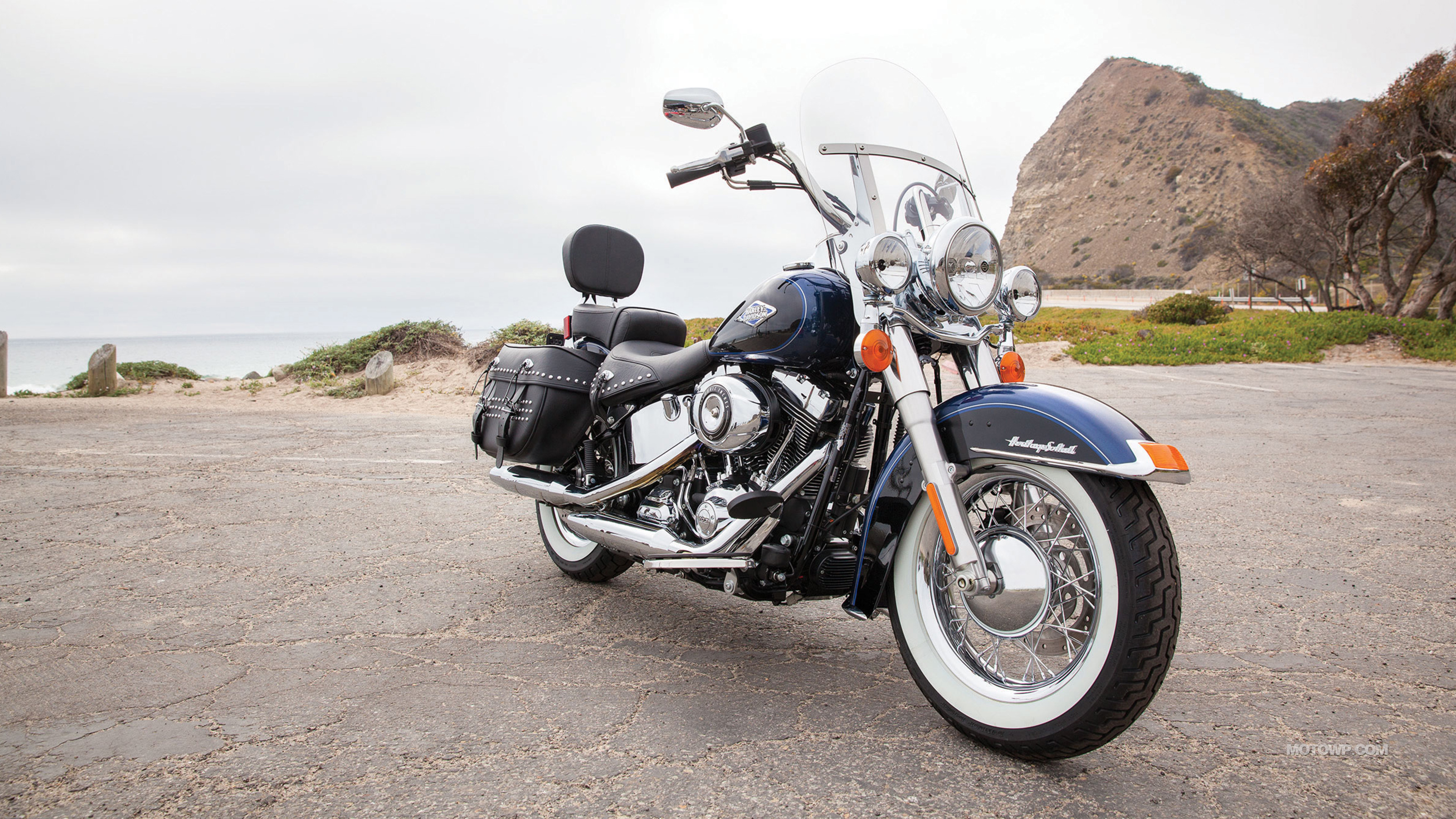 Harley-Davidson Heritage Softail Wallpapers