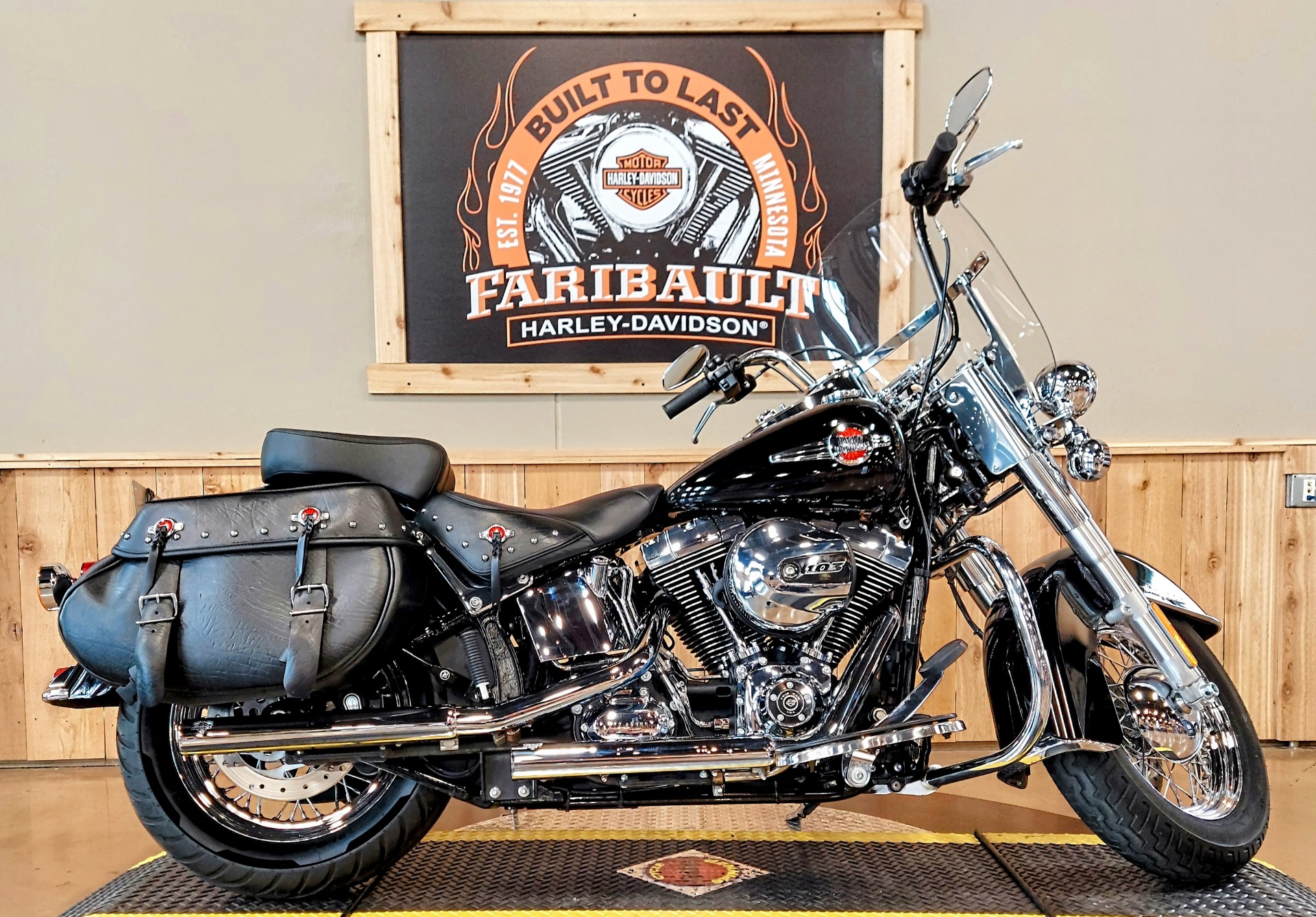 Harley-Davidson Heritage Softail Wallpapers