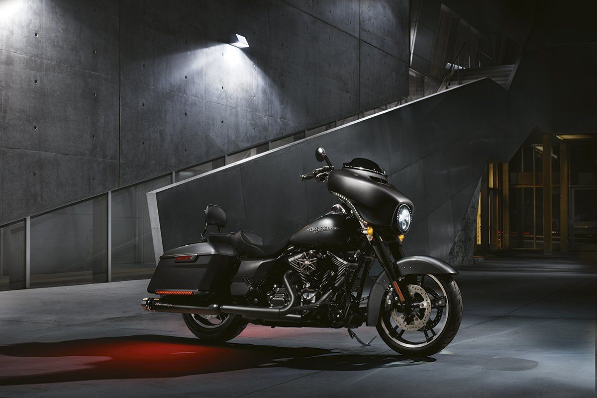 Harley-Davidson Road Glide Wallpapers