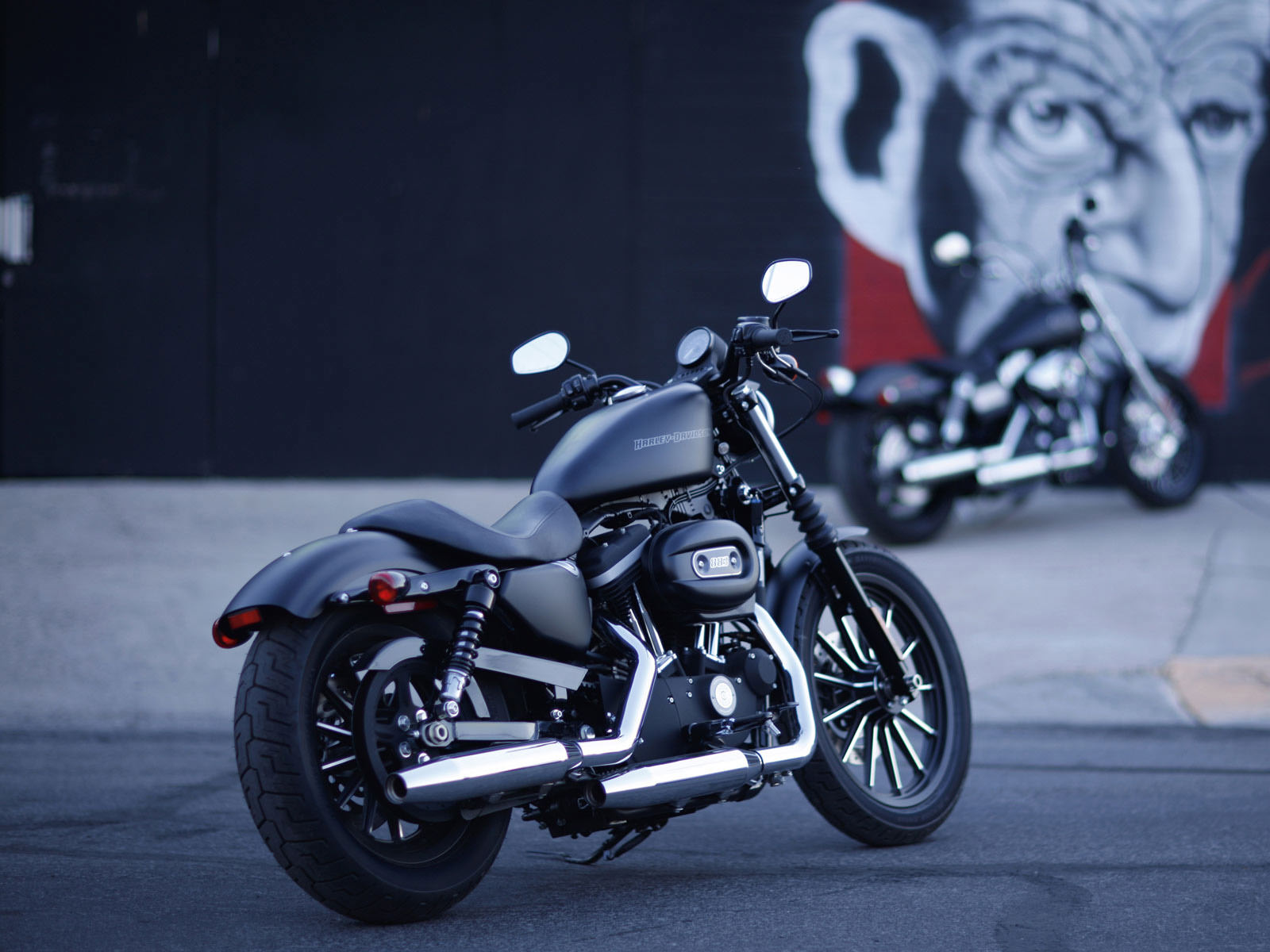 Harley-Davidson Street Wallpapers