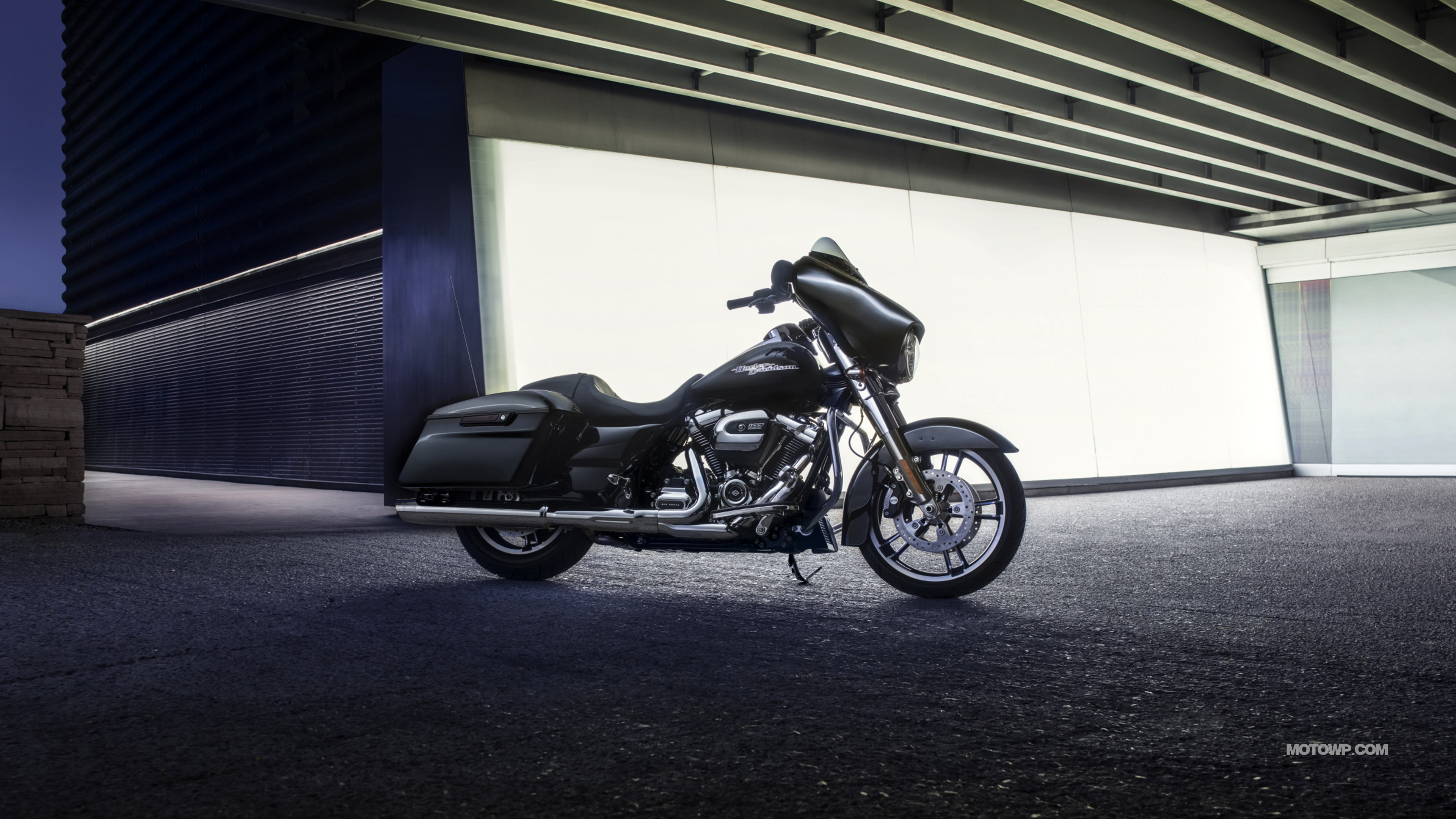 Harley-Davidson Street Wallpapers