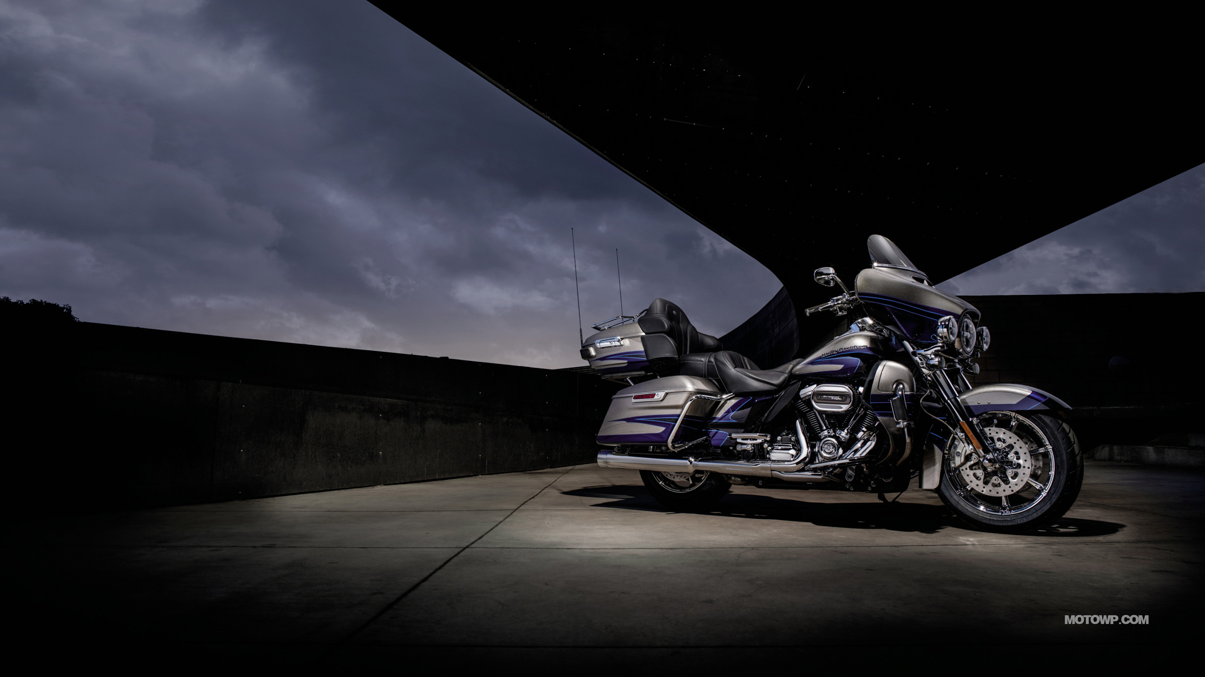 Harley-Davidson Ultra Limited Wallpapers