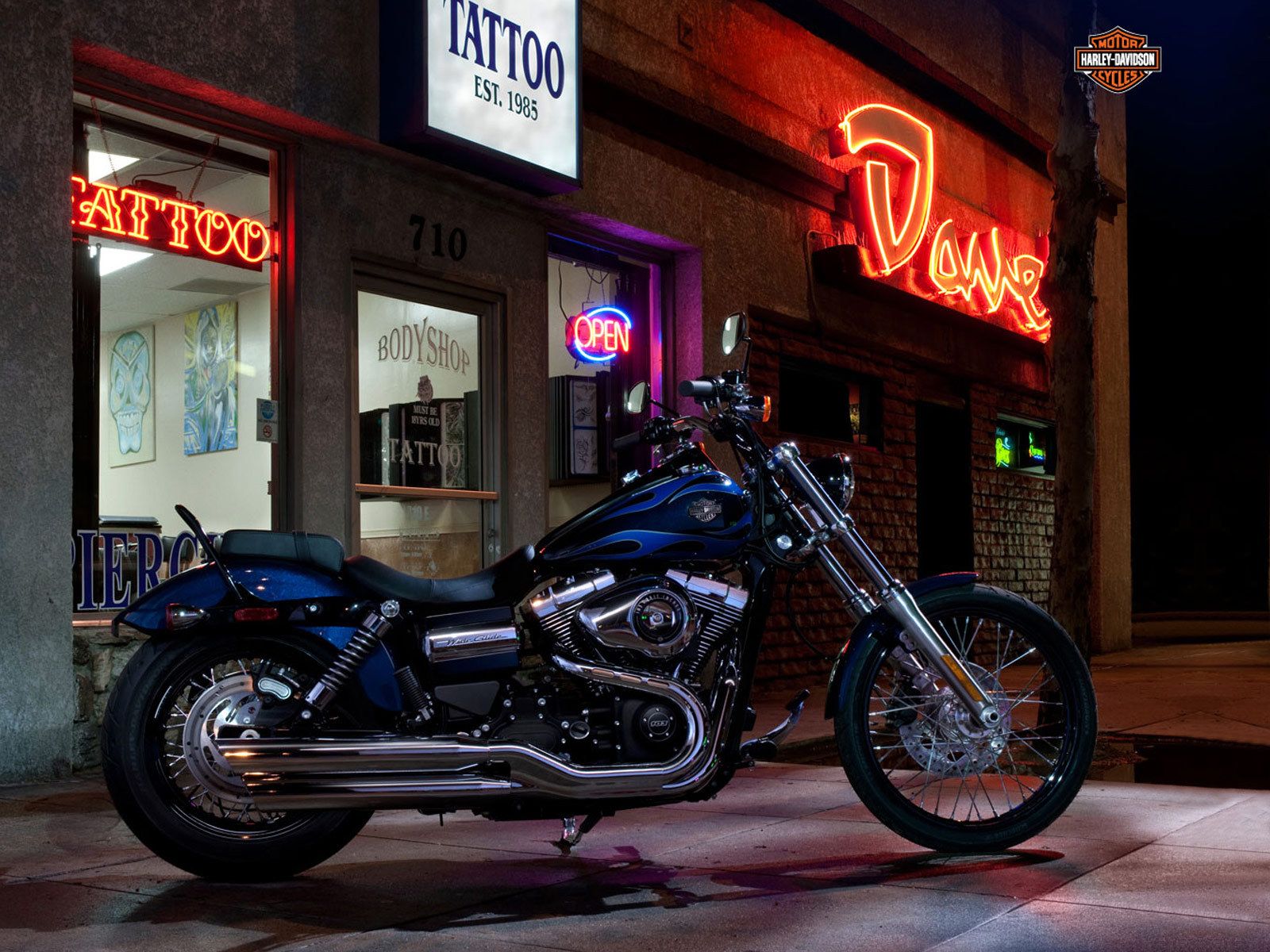 Harley-Davidson Wide Glide Wallpapers