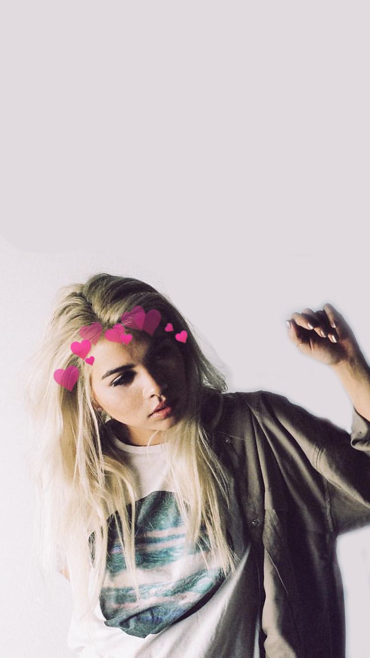 Hayley Kiyoko Wallpapers