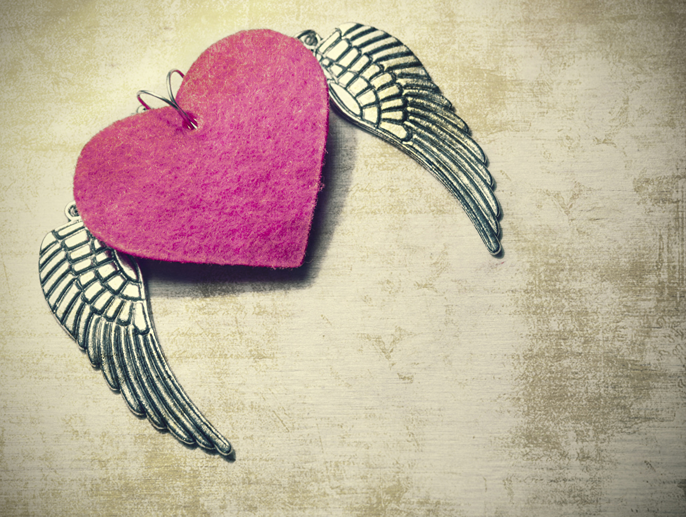 Heart With Wings Wallpapers