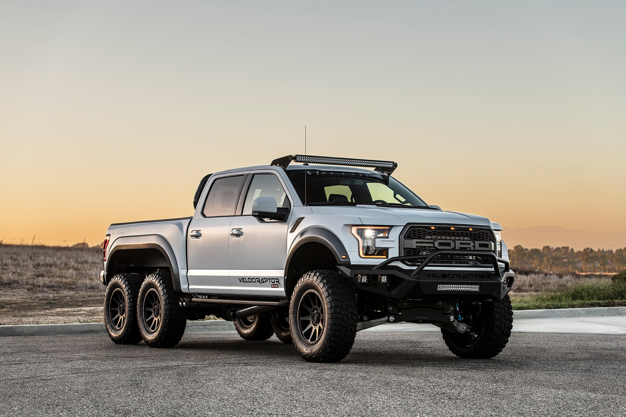 Hennessey Velociraptor 6X6 Wallpapers