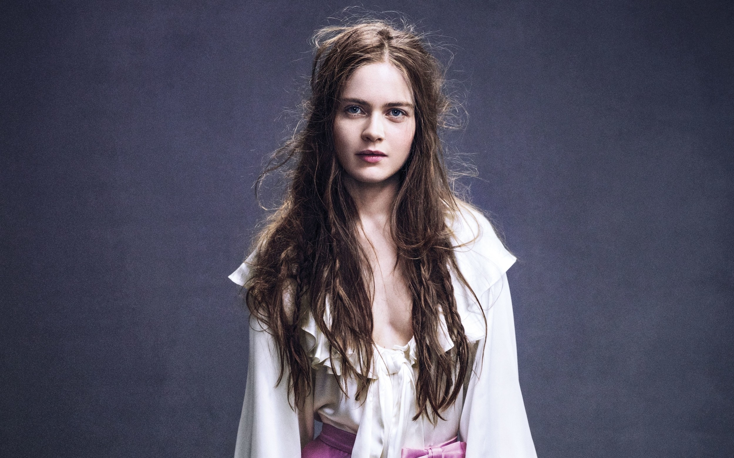 Hera Hilmar Wallpapers