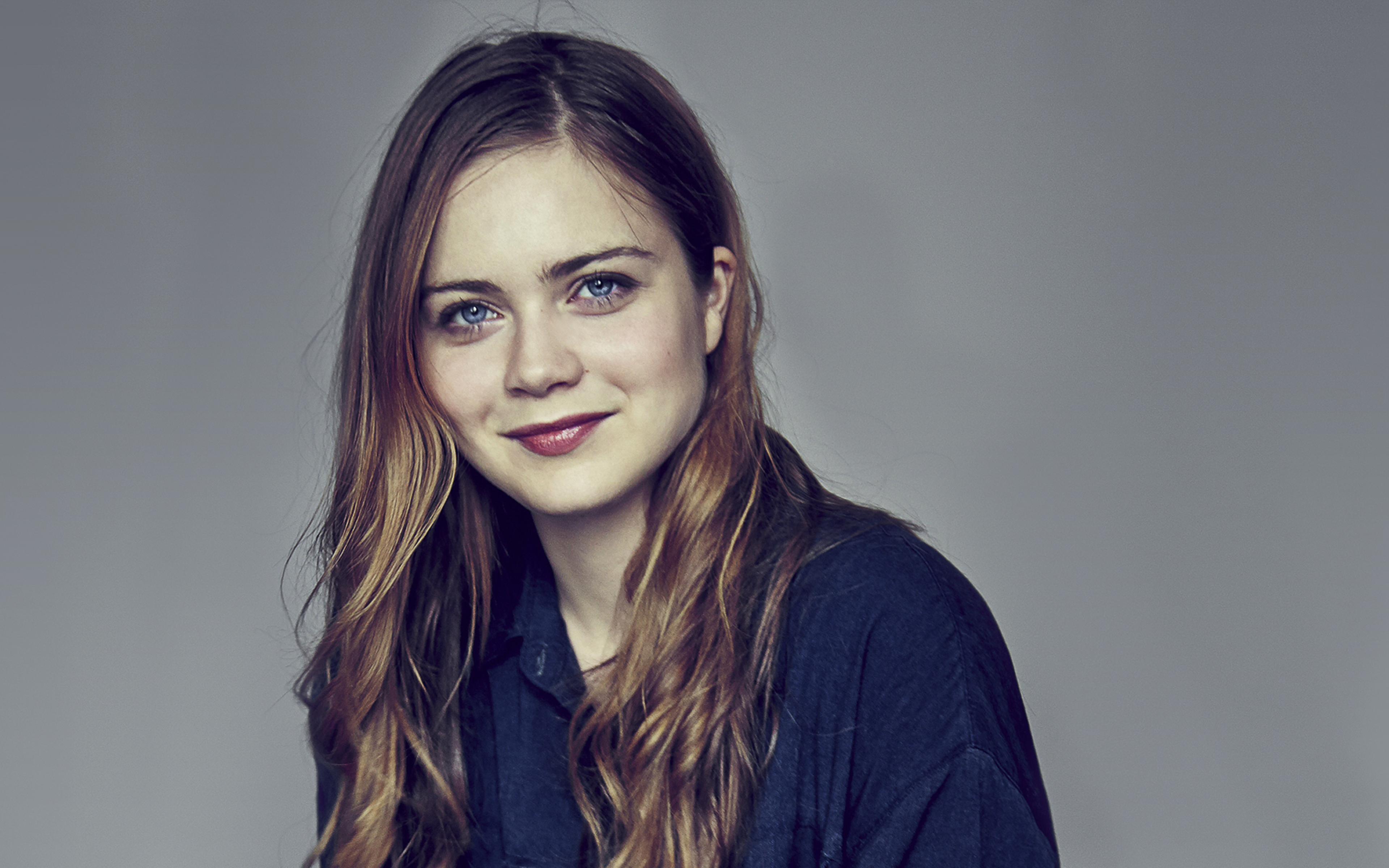 Hera Hilmar Wallpapers