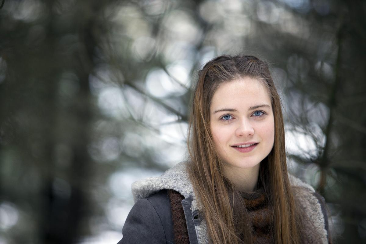 Hera Hilmar Wallpapers