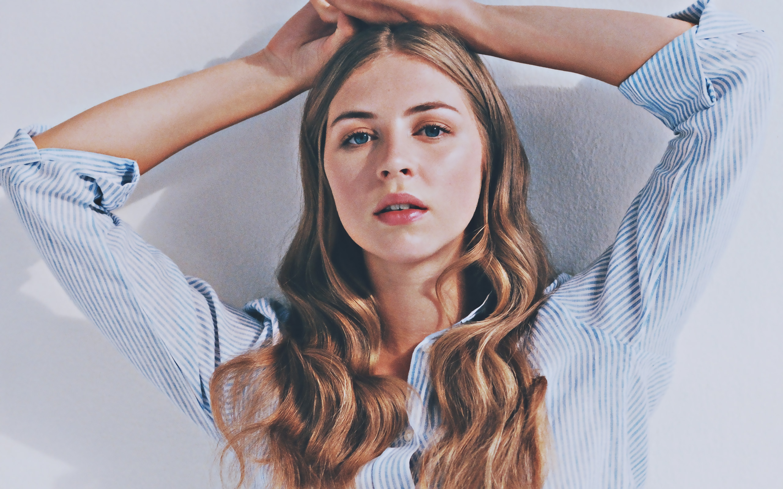 Hermione Corfield 2018 Wallpapers