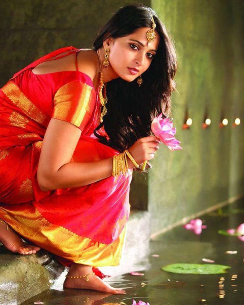 Heroine Wallpapers